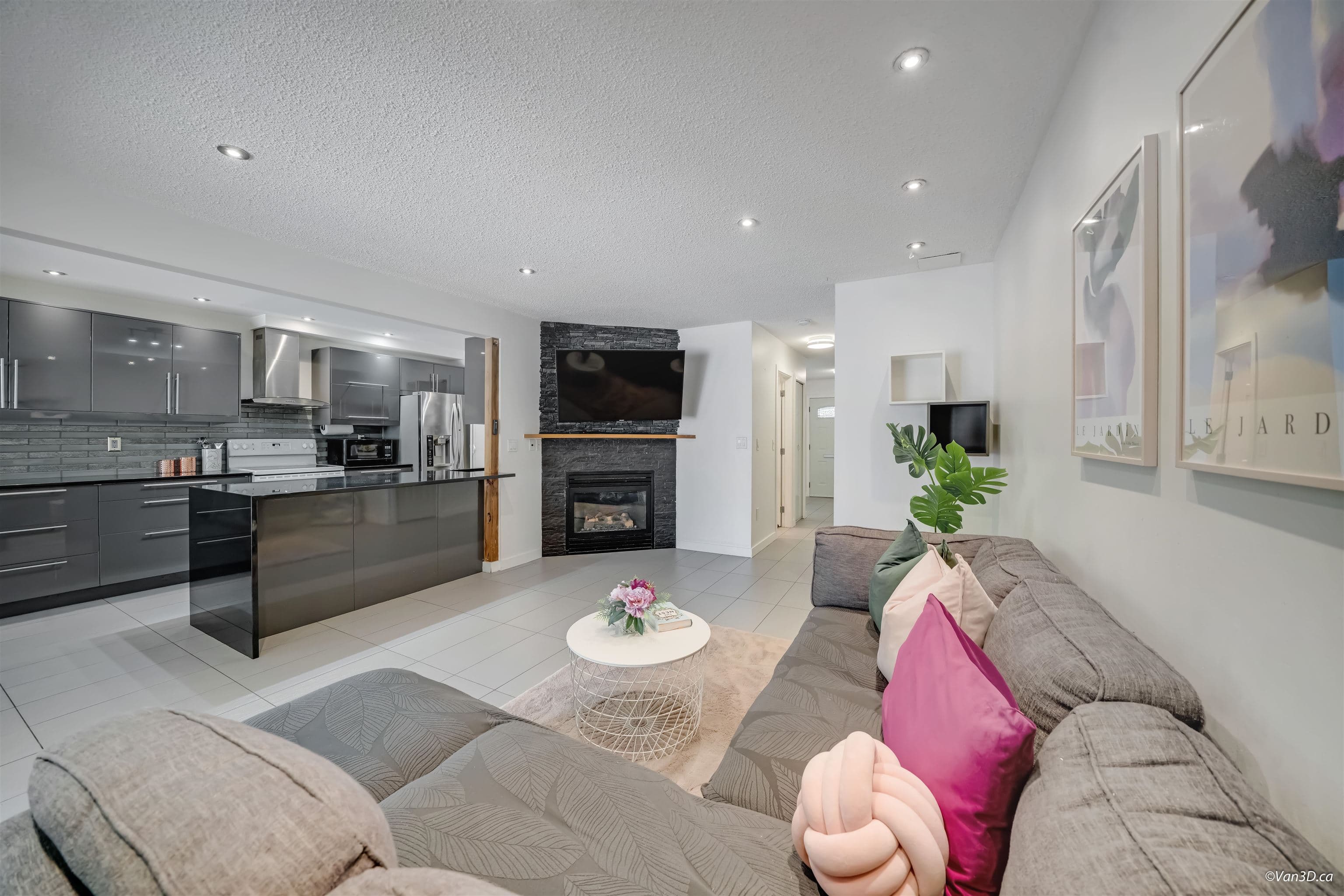 2535 Gordon Avenue, Port Coquitlam, V3C 3Z3 — photo 4
