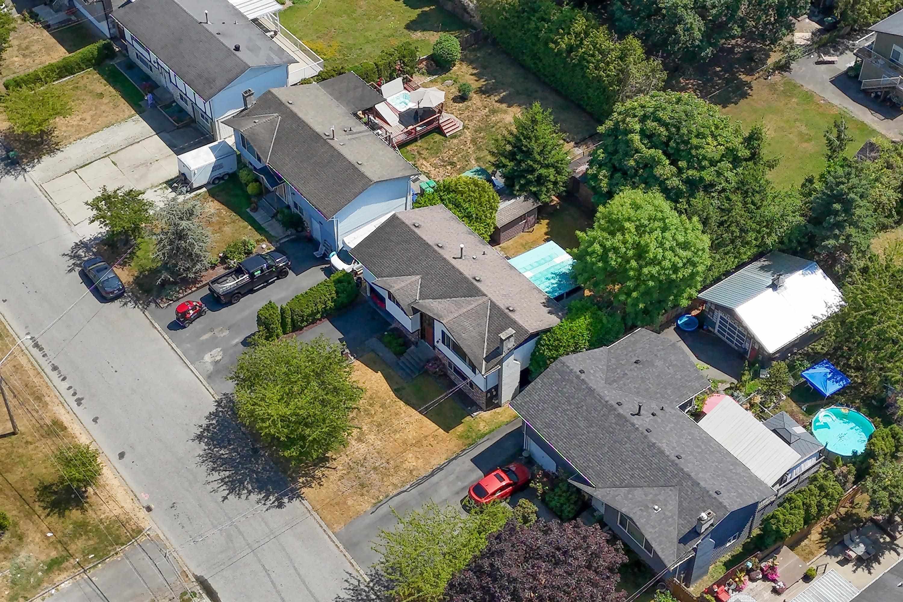 17844 57a Avenue, Surrey, V3S 1J4 — photo 4