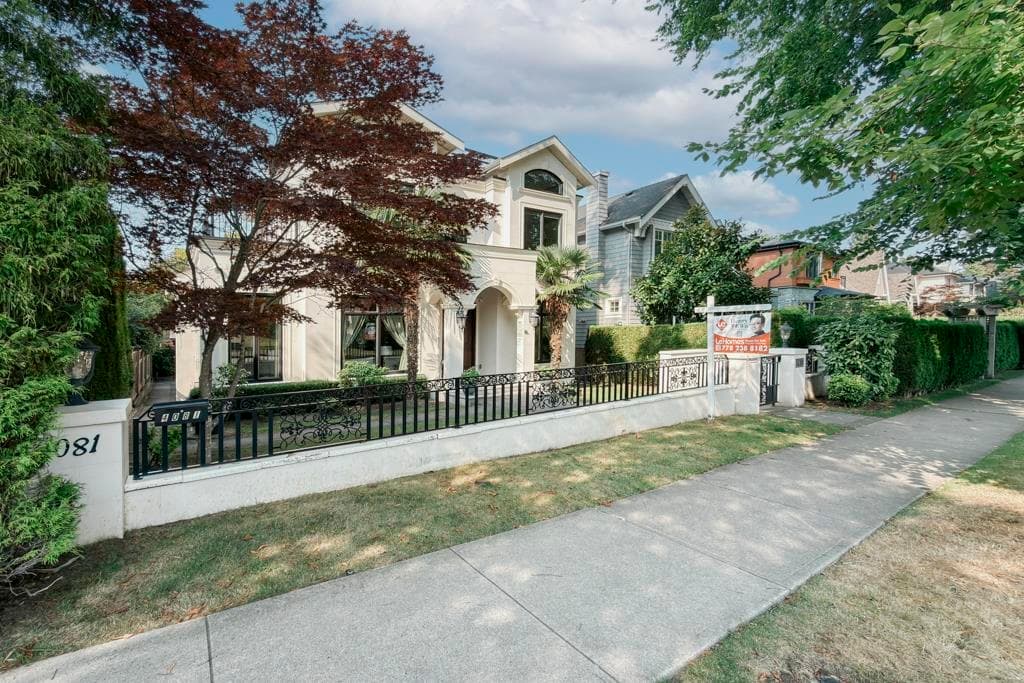 4077 W 13th Avenue, Vancouver, V6R 2T3 — photo 2