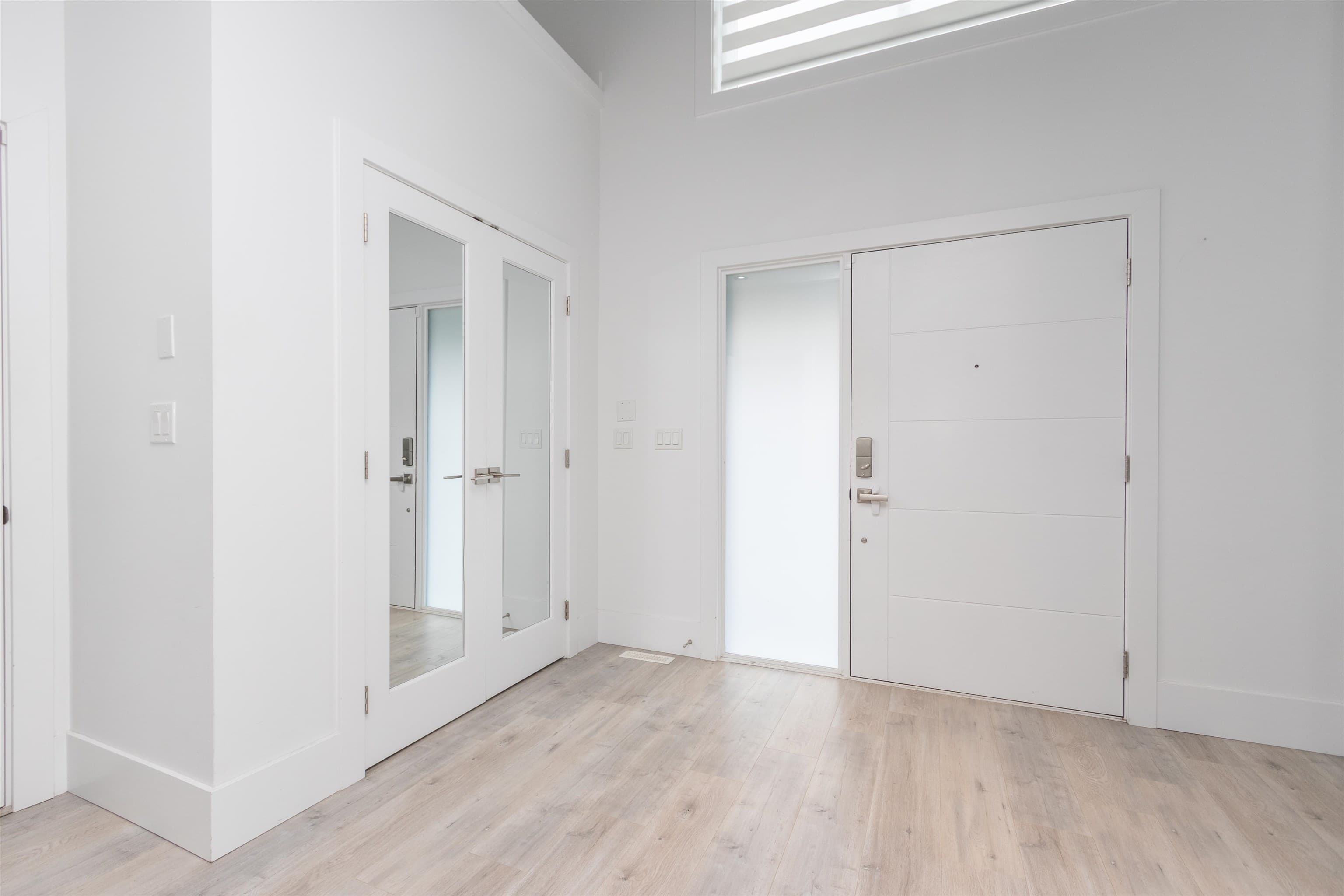 36743 Carl Creek Crescent, Abbotsford, V3G 0H4 — photo 3