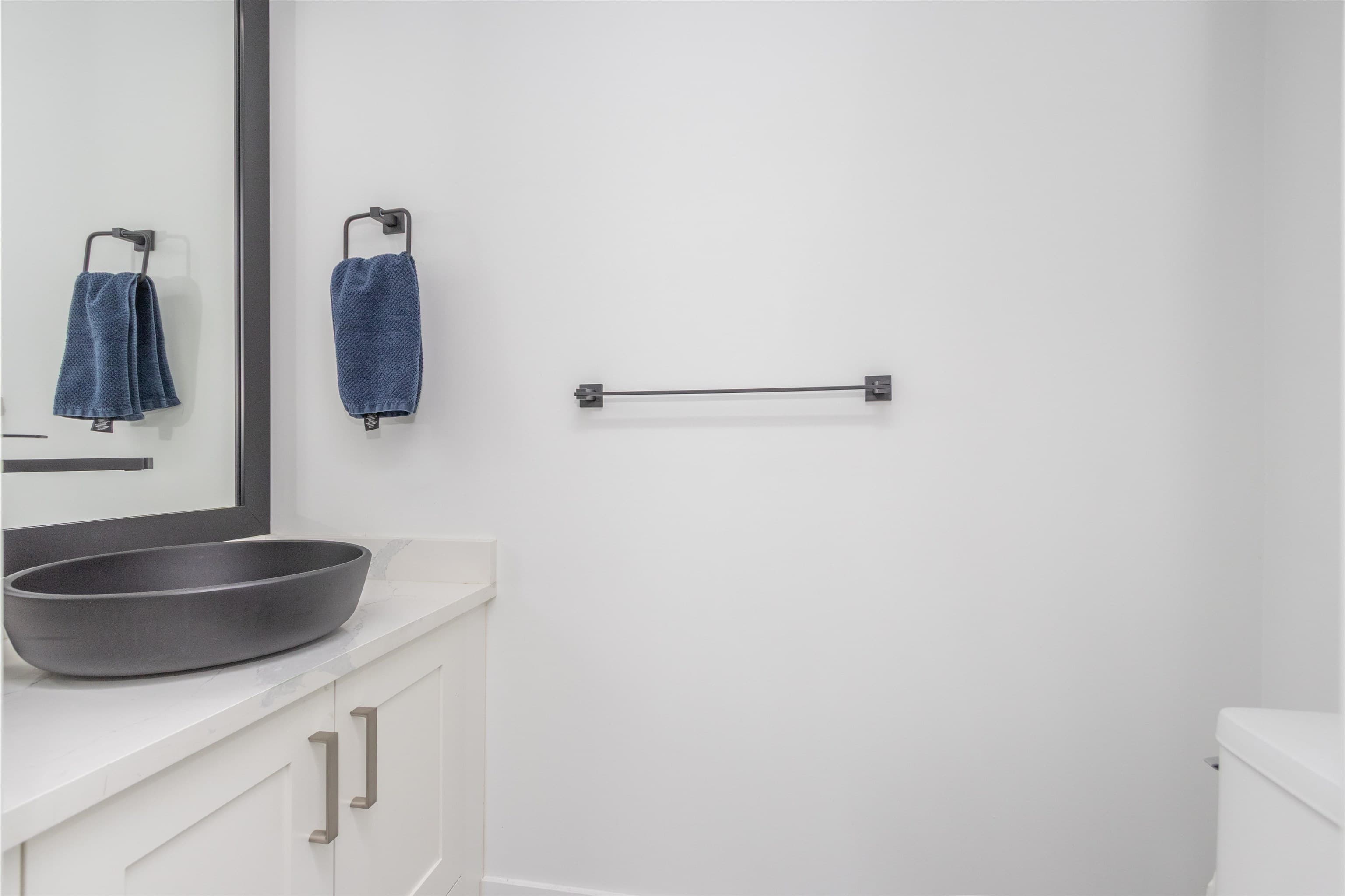 36743 Carl Creek Crescent, Abbotsford, V3G 0H4 — photo 5