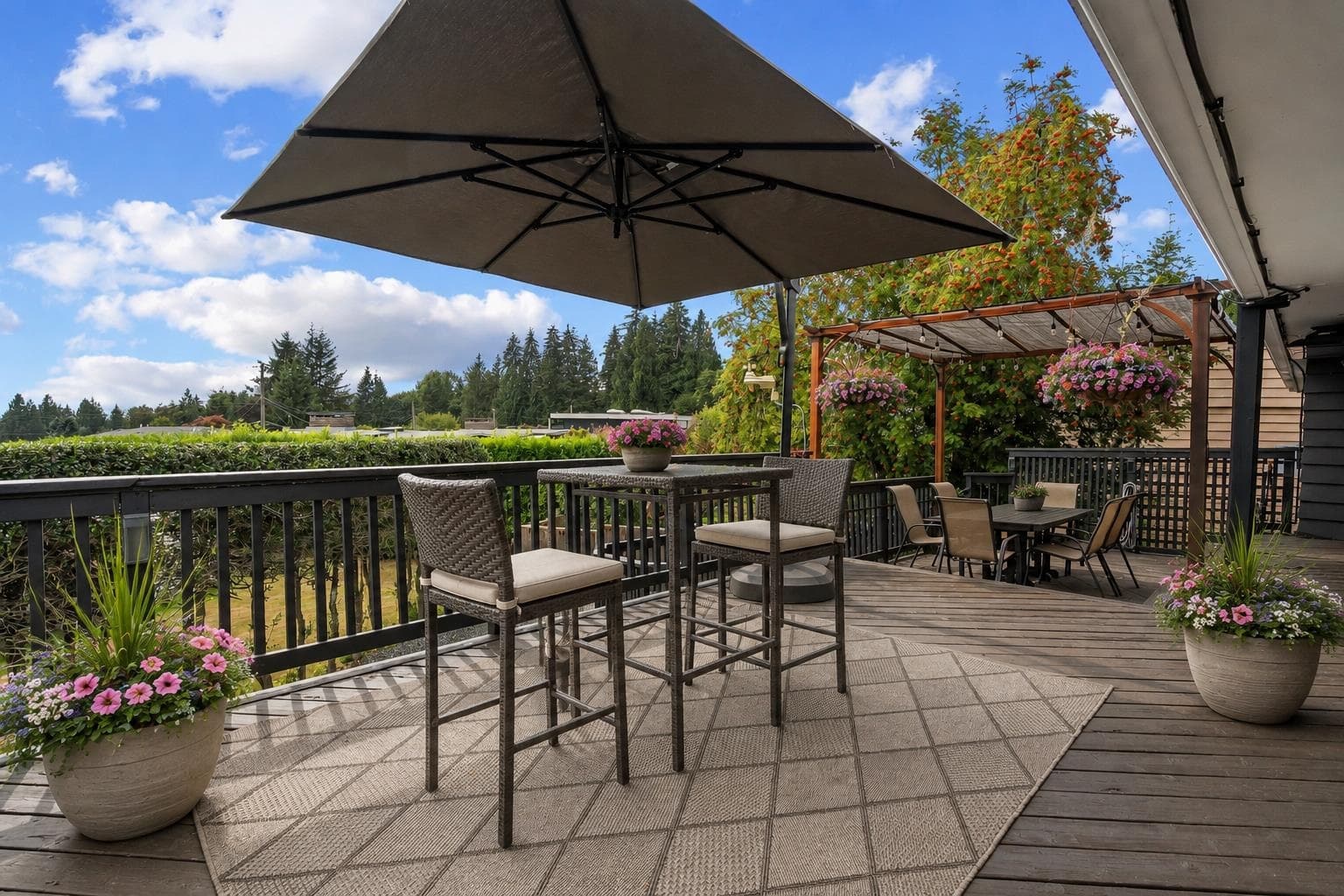 3883 Delbrook Avenue, North Vancouver, V7N 3Z7 — photo 5
