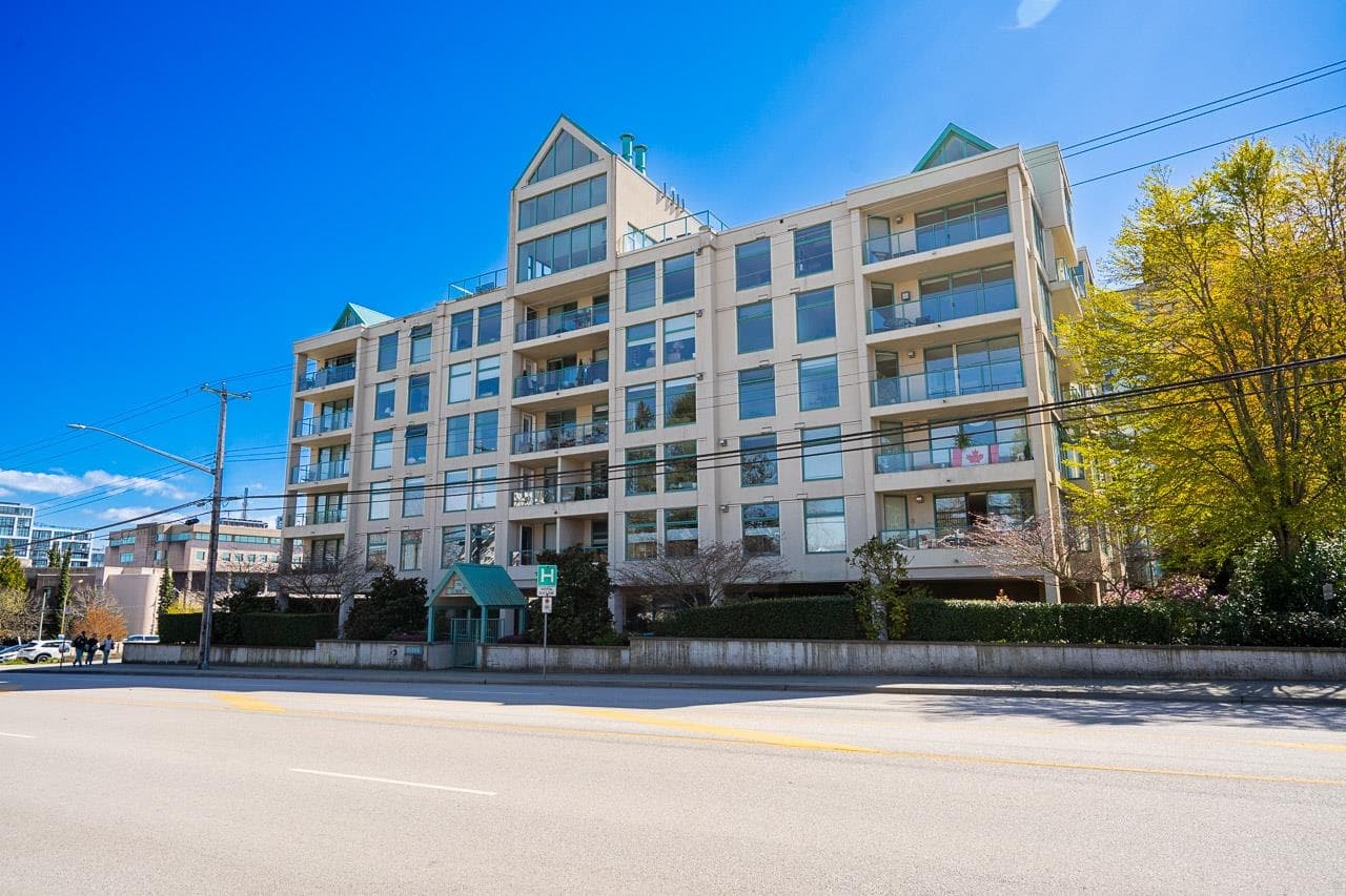 506 - 15466 North Bluff Road, White Rock, V4B 3G1 — photo 2
