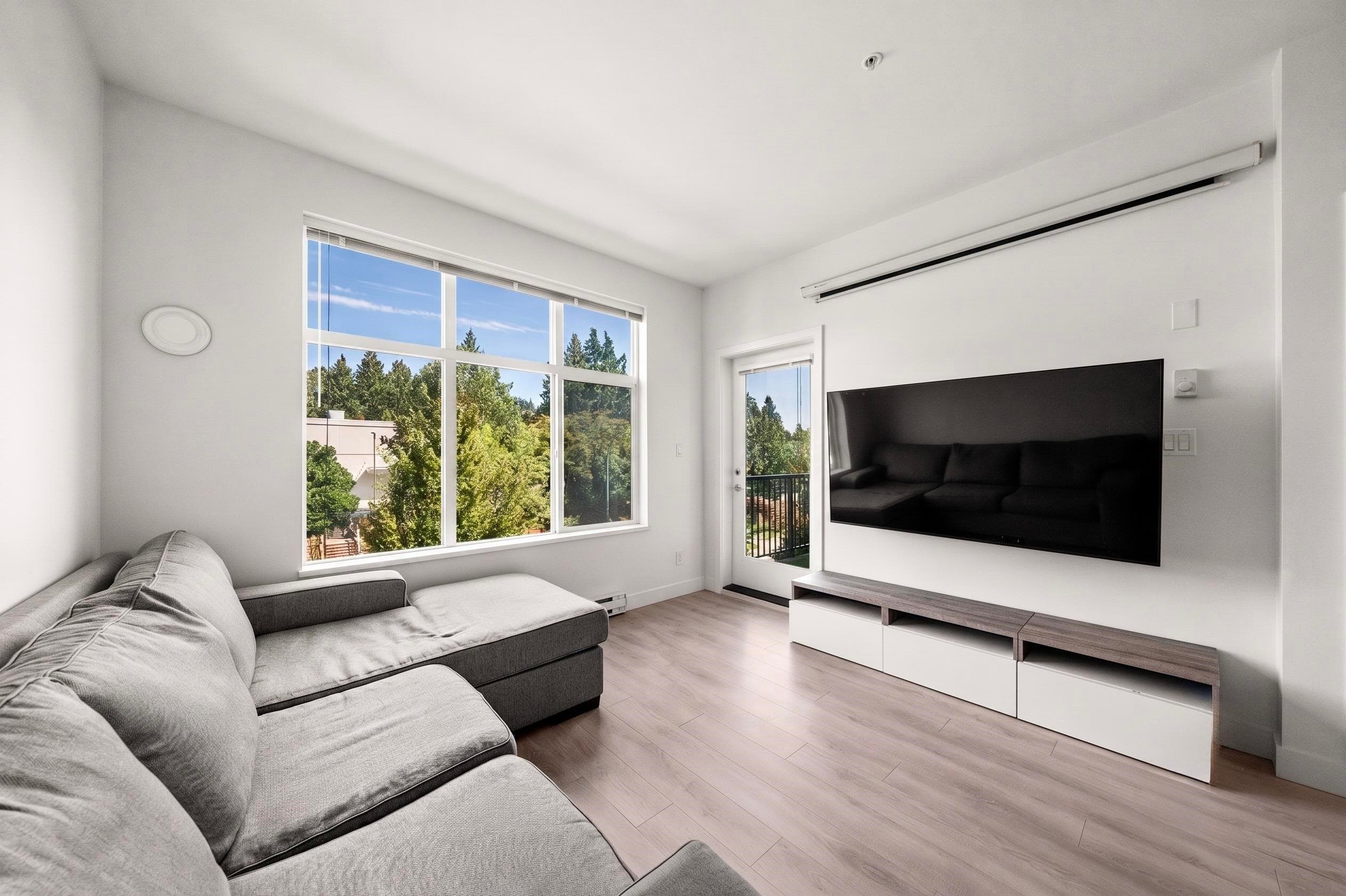 312 - 828 Gauthier Avenue, Coquitlam, V3K 0E9 — photo 1