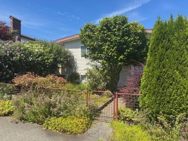 2935 Adanac Street, Vancouver, V5K 2N4 — photo 5