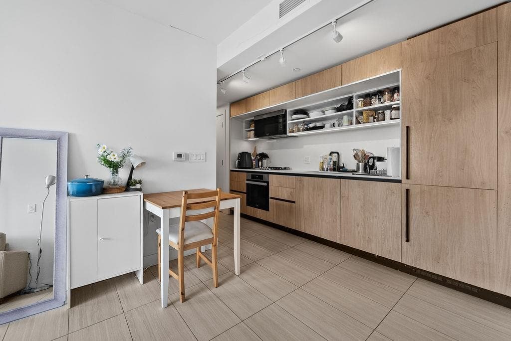 2504 - 5058 Joyce Street, Vancouver, V5R 0J9 — photo 4