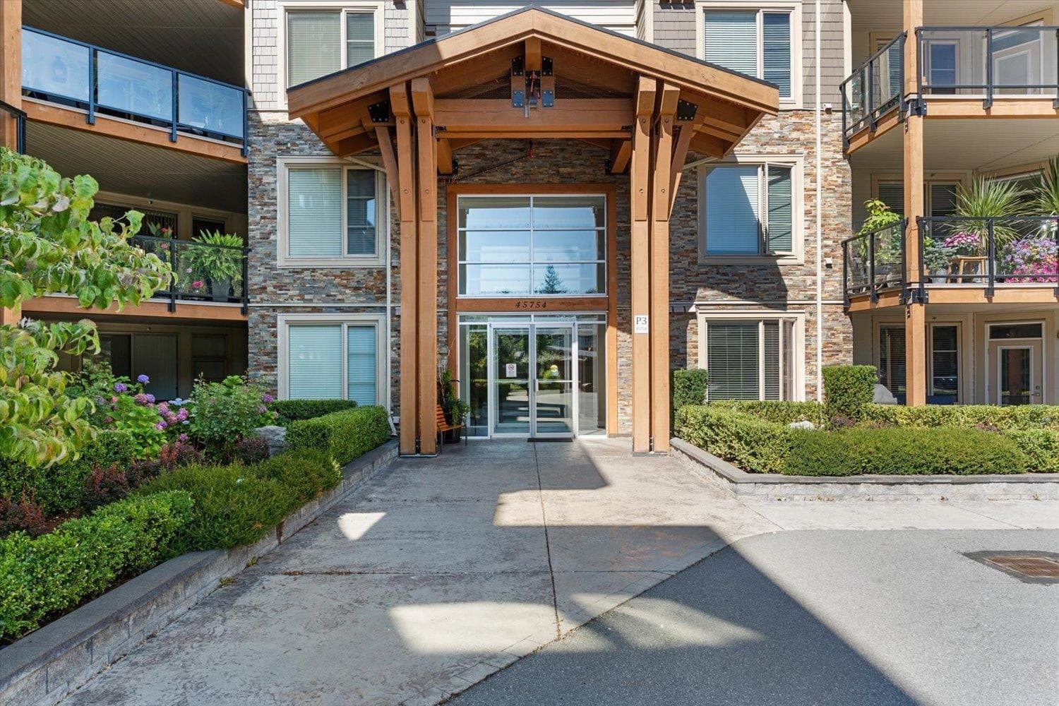 408 - 45754 Keith Wilson Road, Chilliwack, V2R 0X3 — photo 4
