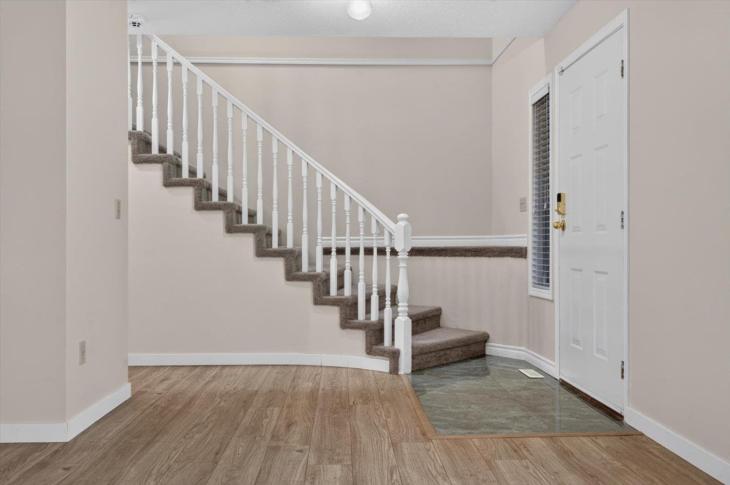 2769 Mccurdy Place, Abbotsford, V2T 5L2 — photo 3