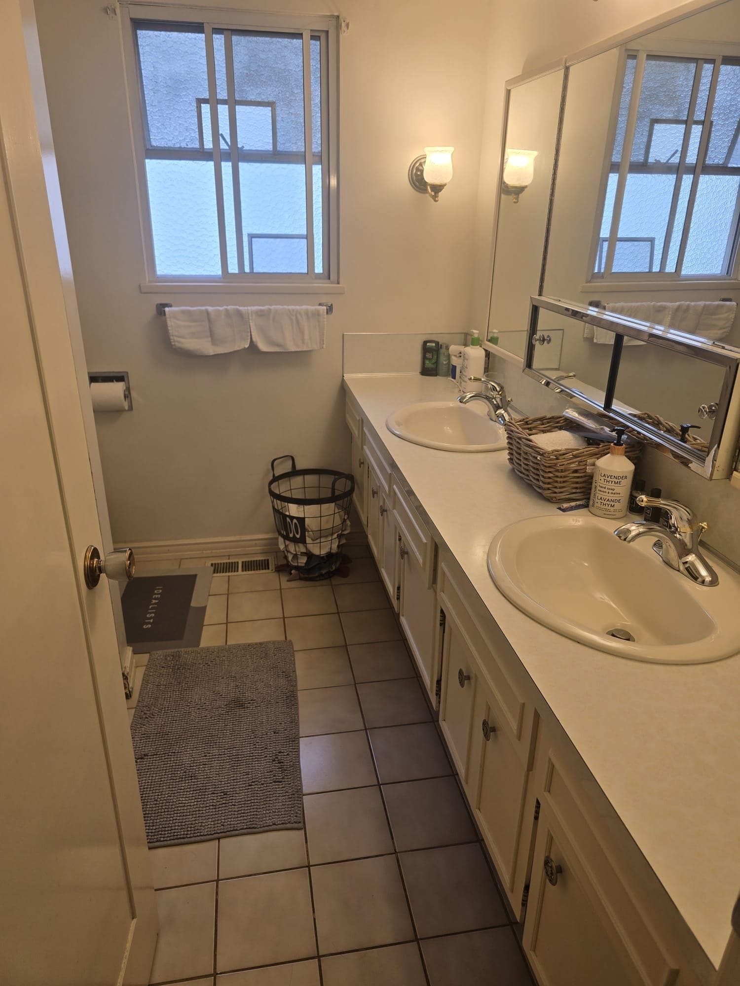 2349 Rosedale Dr, Vancouver, V5P 2R2 — photo 2