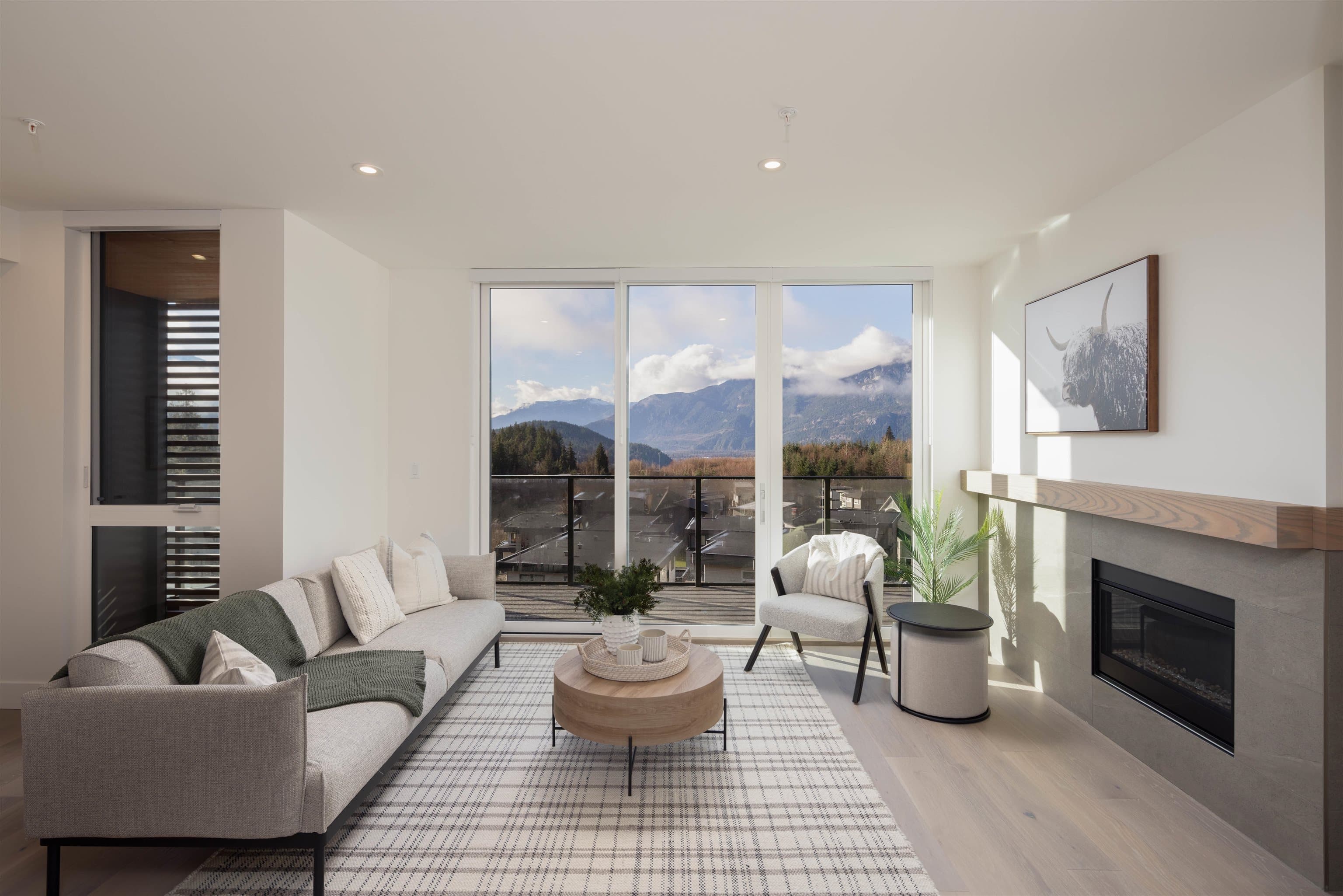 101 - 3405 Mamquam Road, Squamish, V8B 1E4 — photo 3