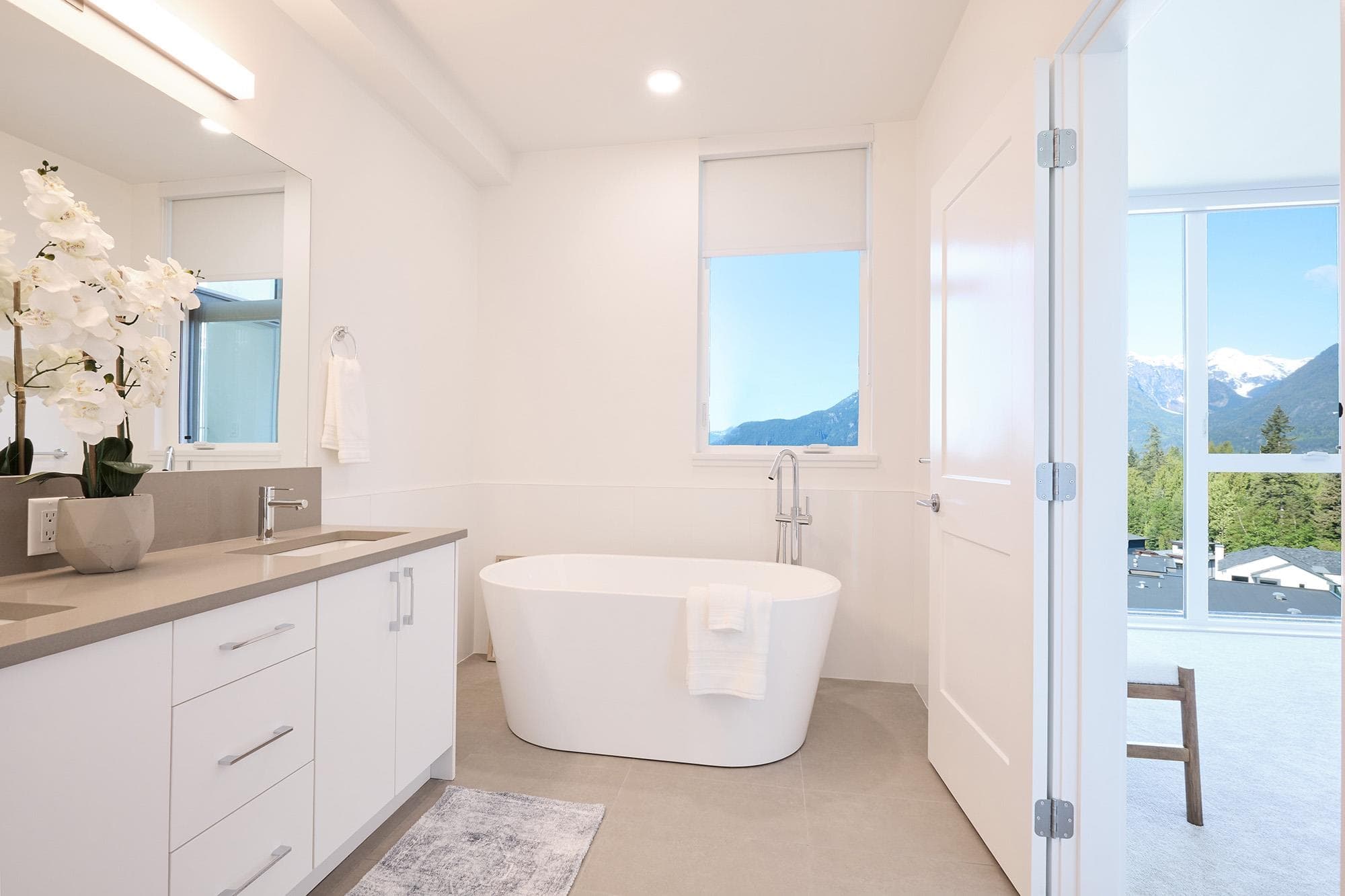101 - 3405 Mamquam Road, Squamish, V8B 1E4 — photo 5
