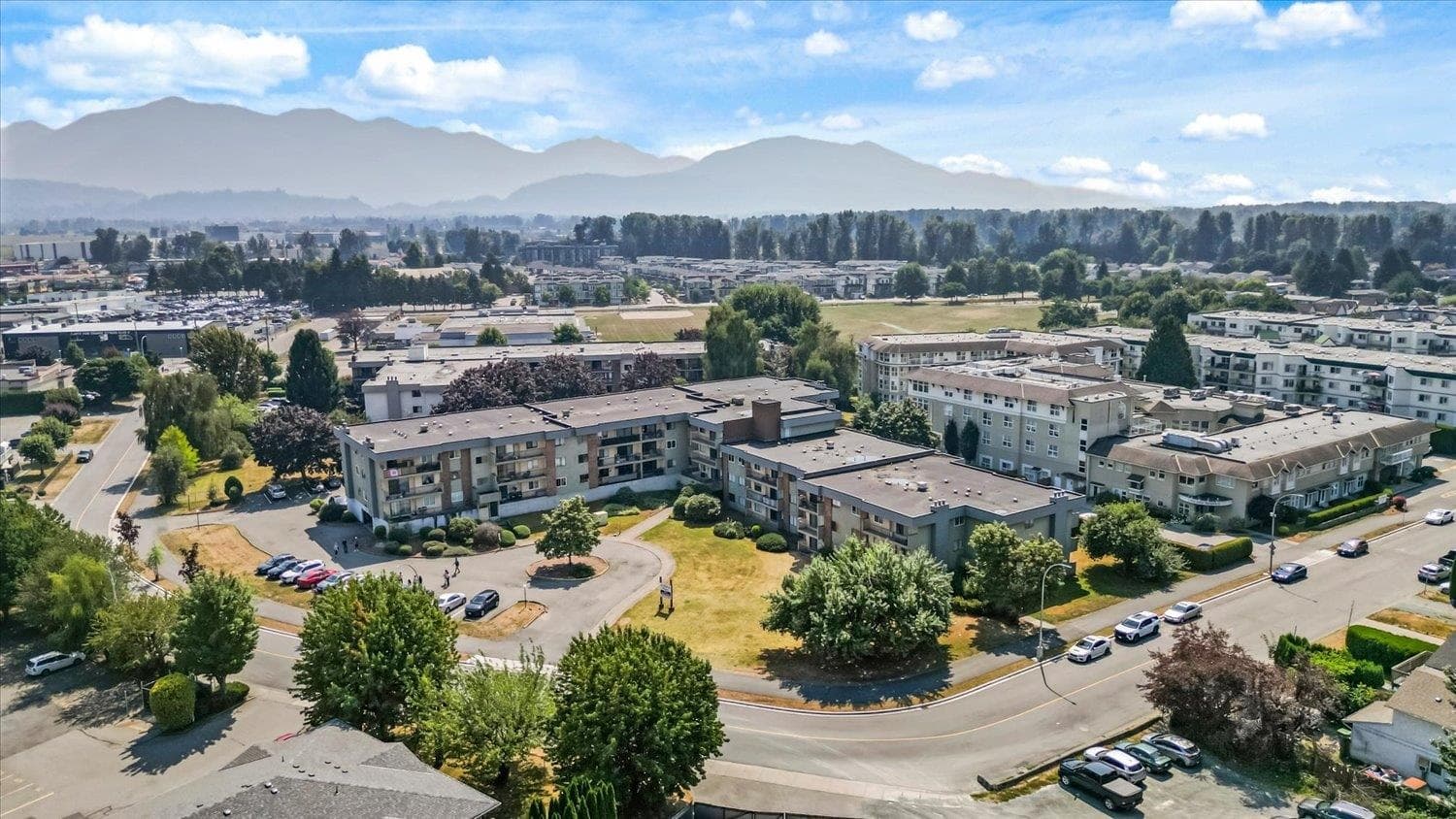 111 - 45598 Mcintosh Drive, Chilliwack, V2P 7J3 — photo 1