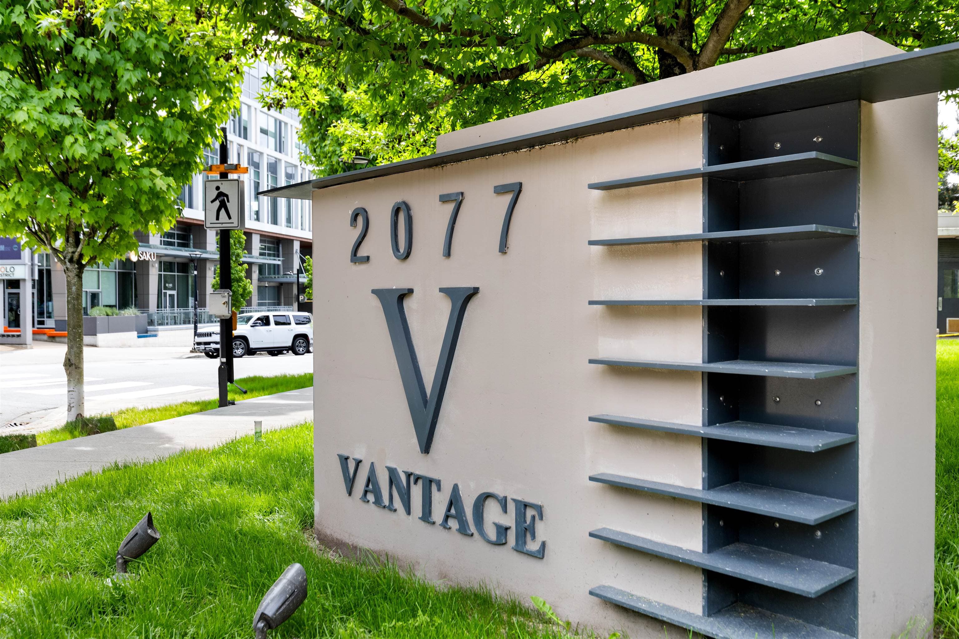 807 - 2077 Rosser Avenue, Burnaby, V5C 0G6 — photo 3