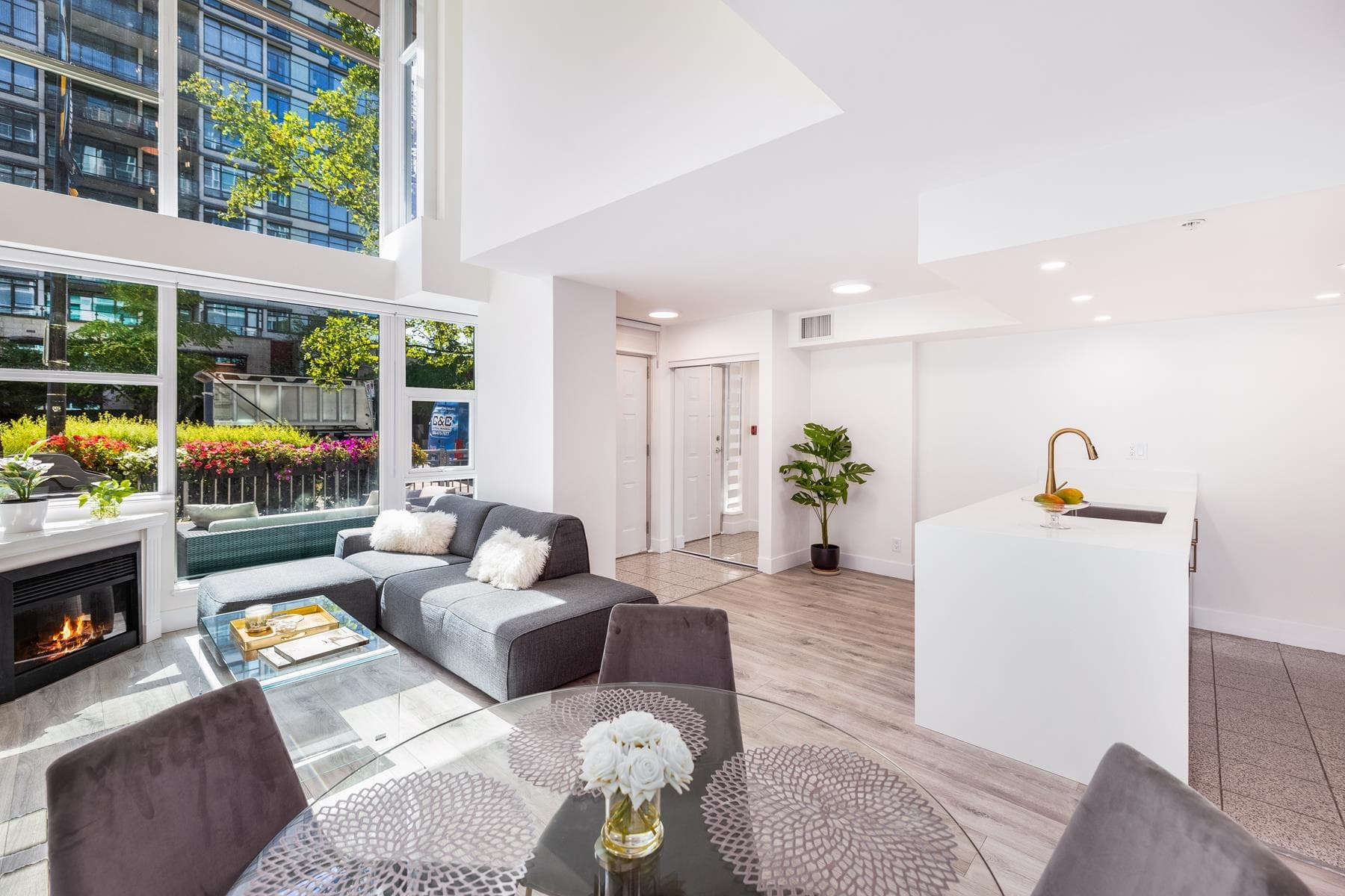 TH8 - 168 E Esplanade Avenue, North Vancouver, V7L 4X8 — photo 1