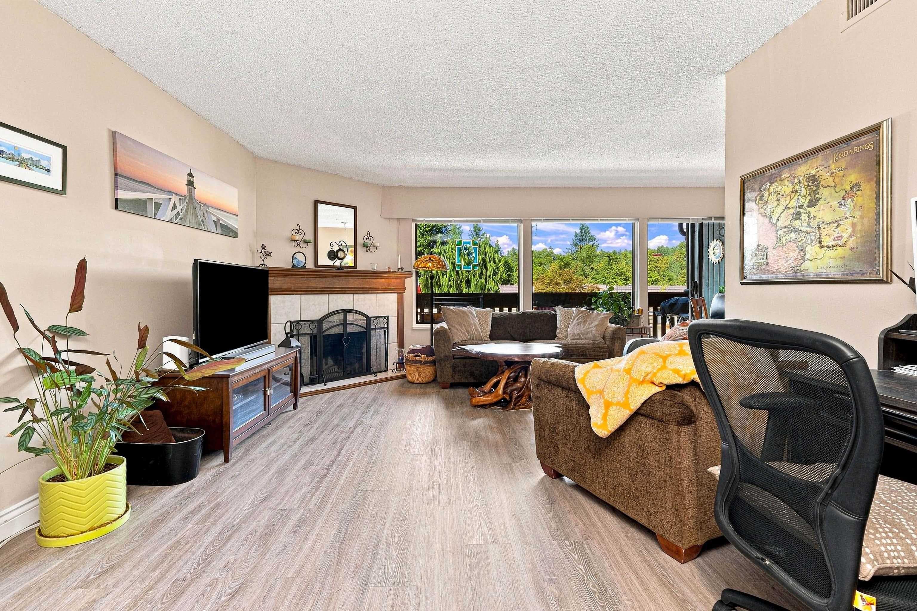 1059 Old Lillooet Road, North Vancouver, V7J 3H6 — photo 3