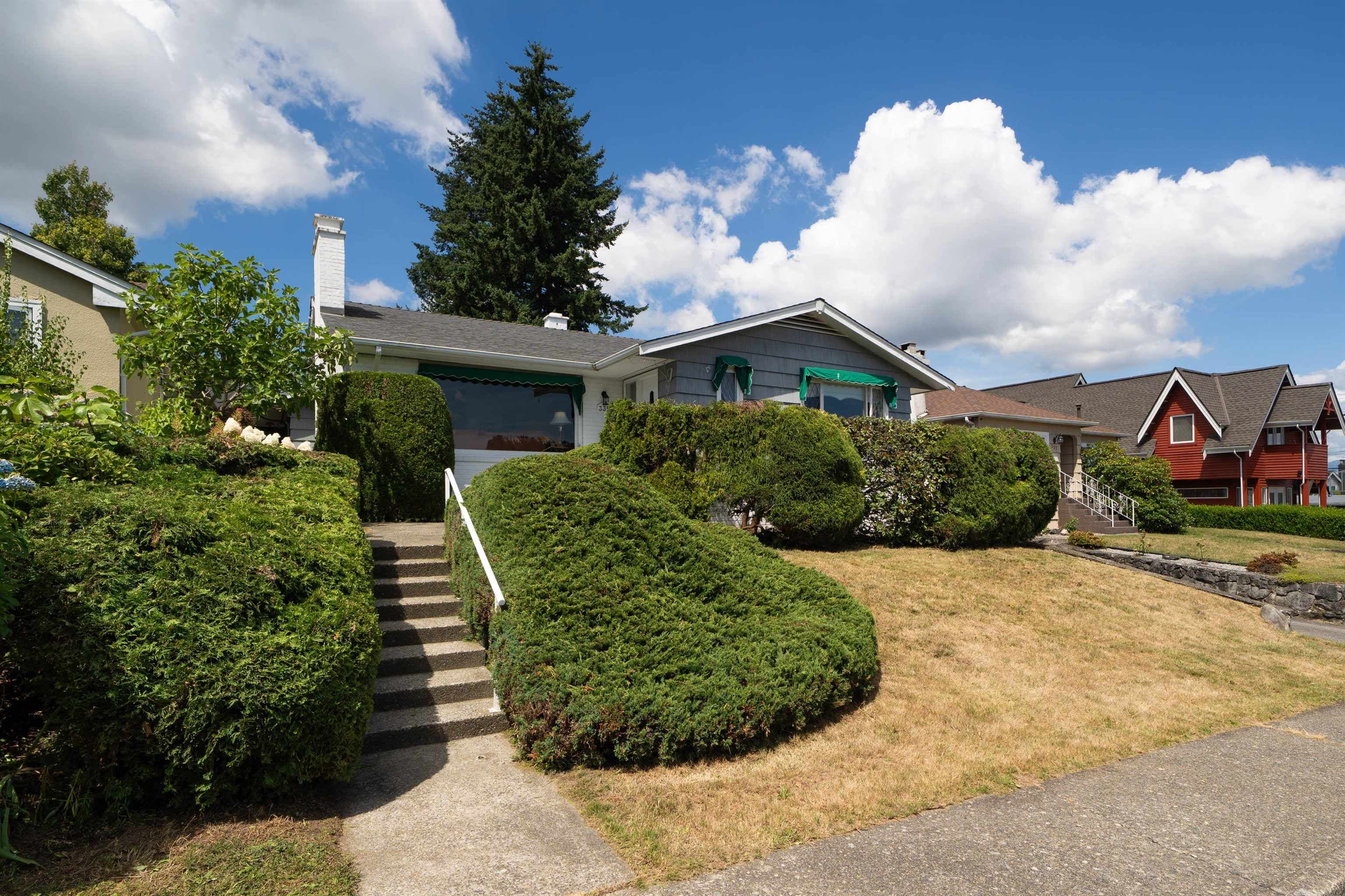 335 Churchill Avenue, New Westminster, V3L 4P5 — photo 2