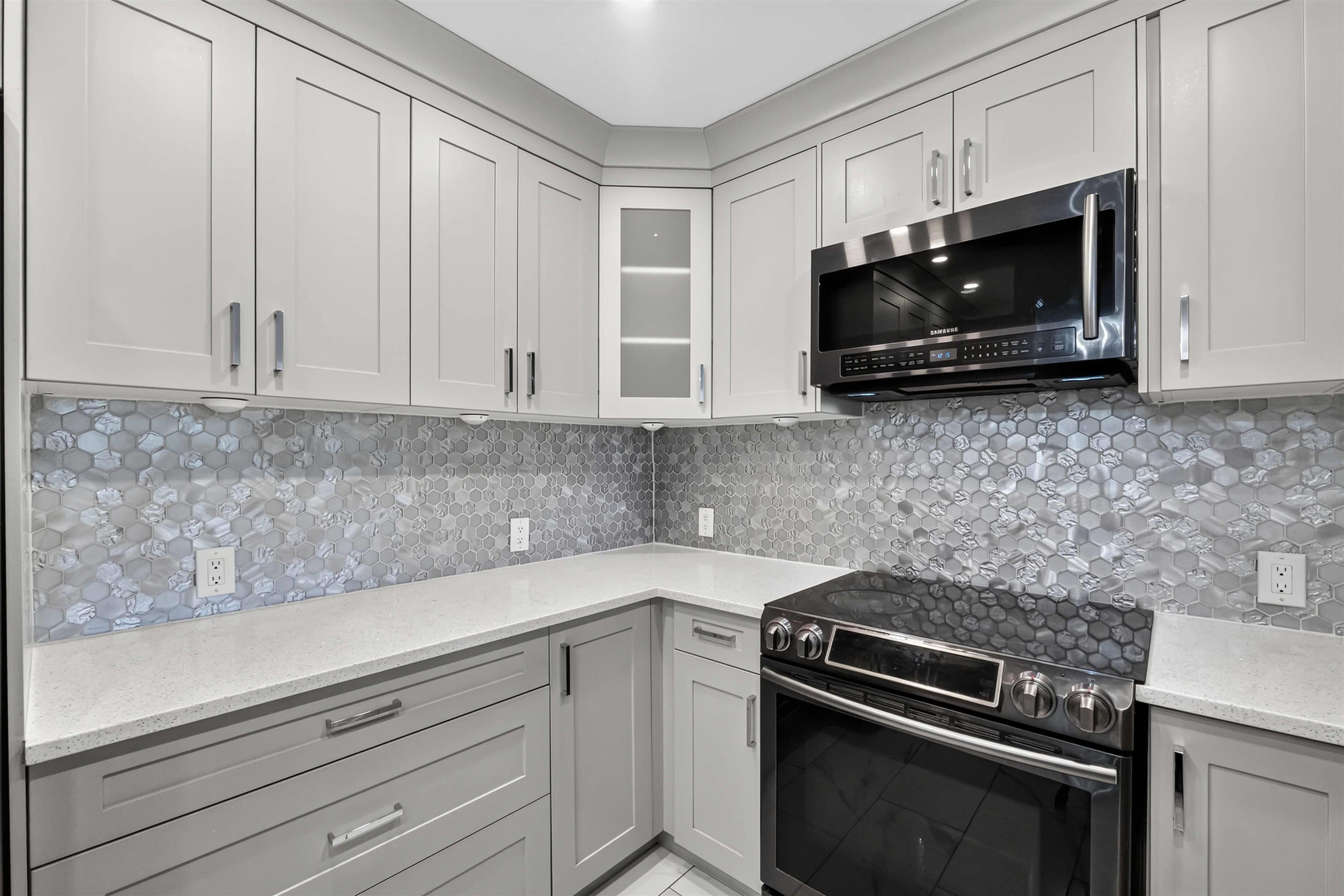 404 - 13680 84 Avenue, Surrey, V3W 0T6 — photo 4