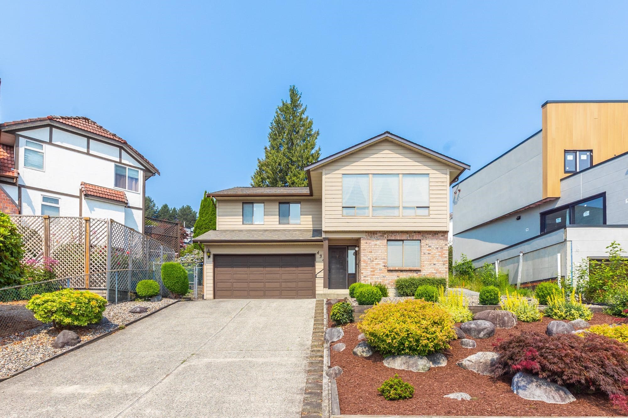 434 Alouette Drive, Coquitlam, V3C 4Y8 — photo 3