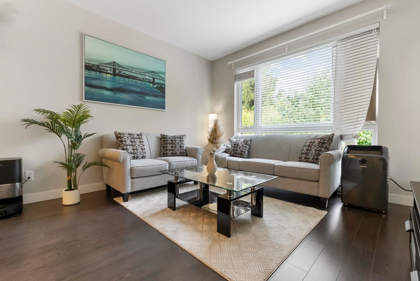 406 - 14358 60 Avenue, Surrey, V3X 0G3 — photo 2