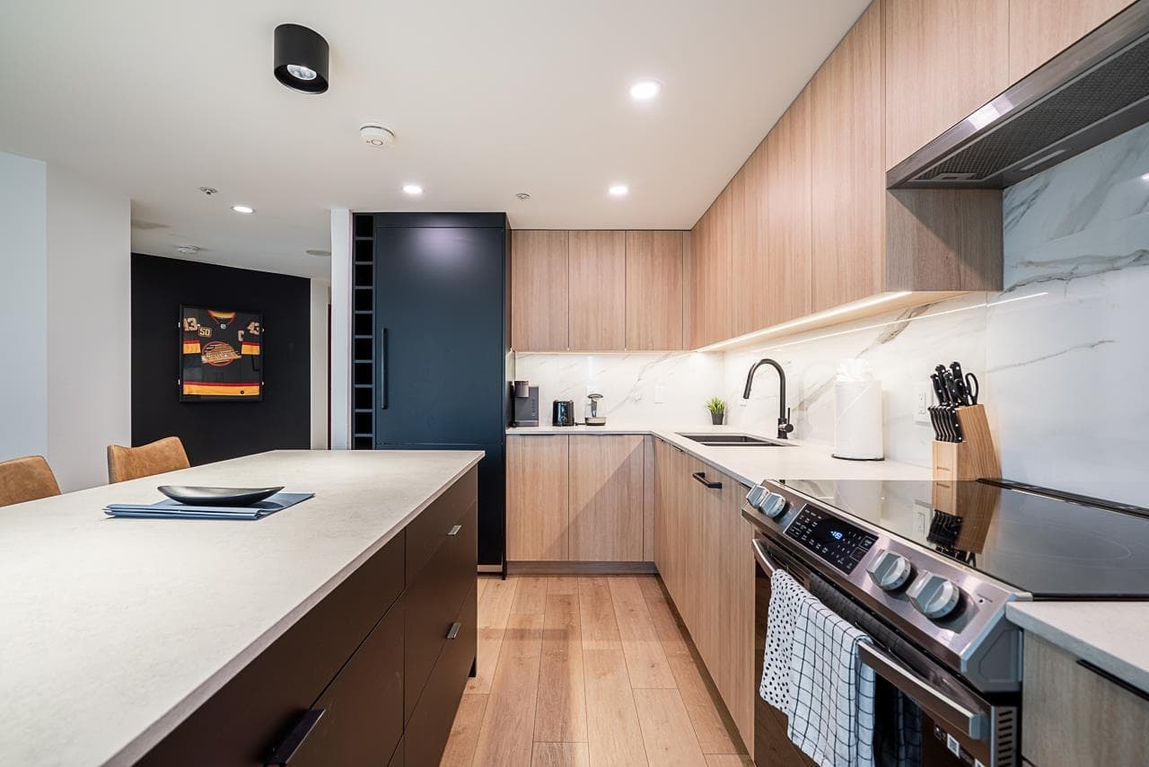 1201 - 1050 Burrard Street, Vancouver, V6Z 2S3 — photo 3