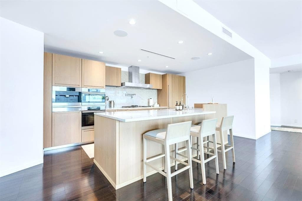 230X - 1011 W Cordova Street, Vancouver, V6C 0B2 — photo 2