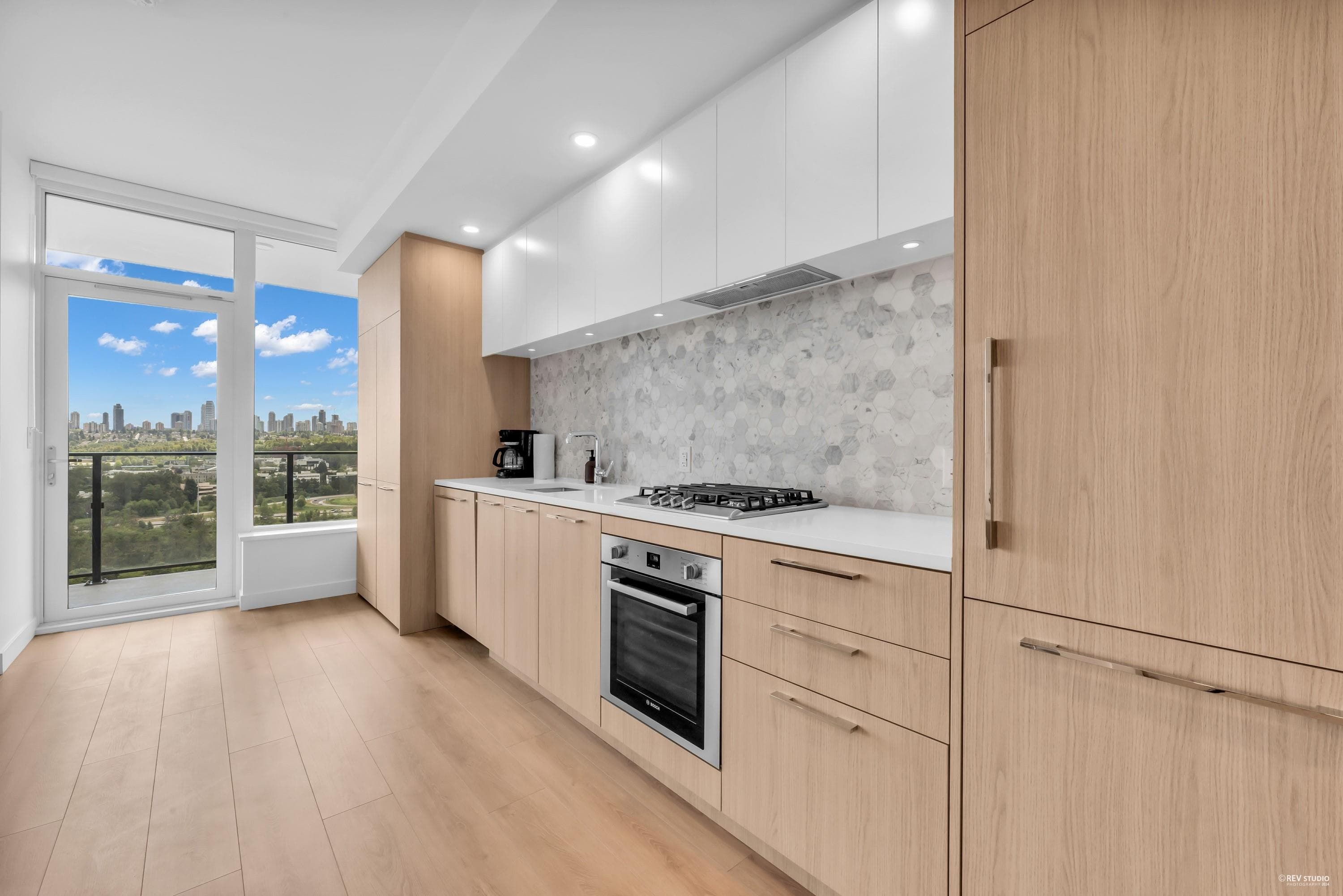 1803 - 2425 Alpha Avenue, Burnaby, V5C 0N6 — photo 2