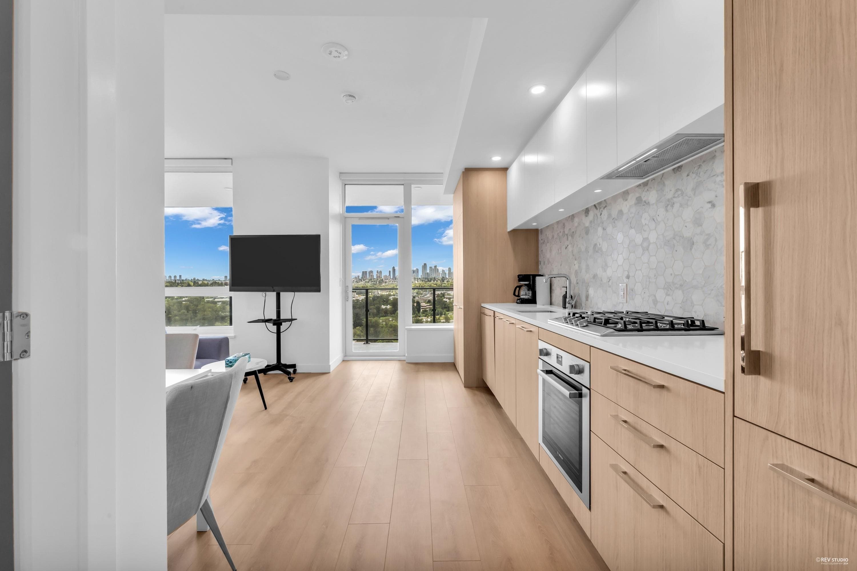 1803 - 2425 Alpha Avenue, Burnaby, V5C 0N6 — photo 3