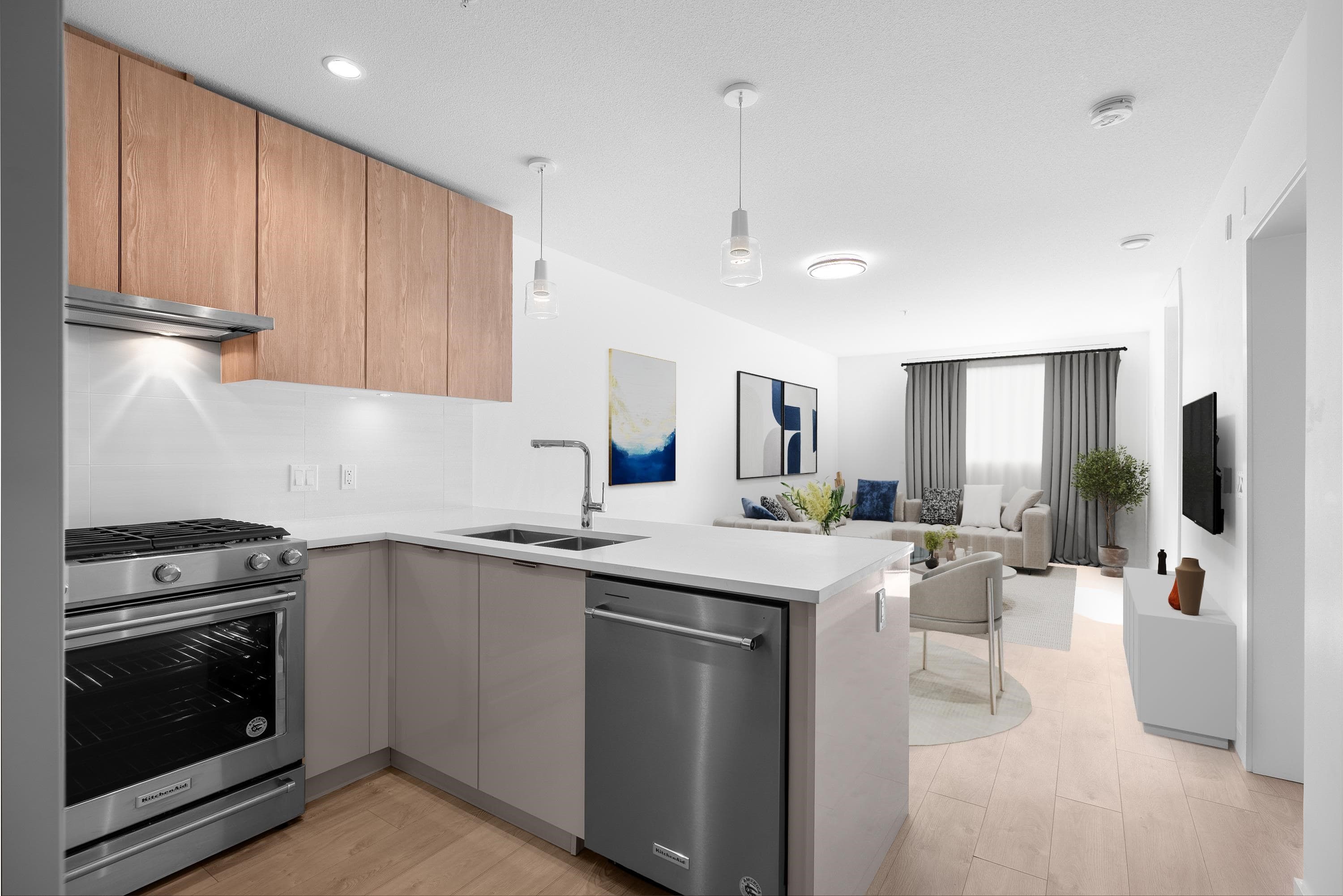 202 - 108 E 8th Street, North Vancouver, V7L 0H1 — photo 2