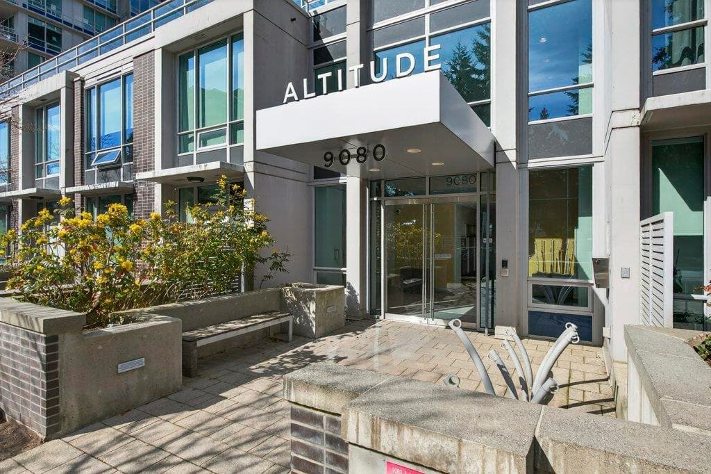 210 - 9080 University Crescent, Burnaby, V5A 0B7 — photo 3