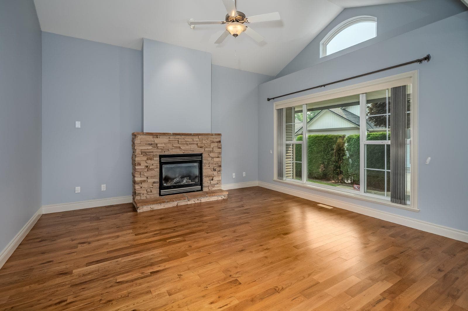 33 - 45819 Stevenson Road, Chilliwack, V2R 5T4 — photo 2