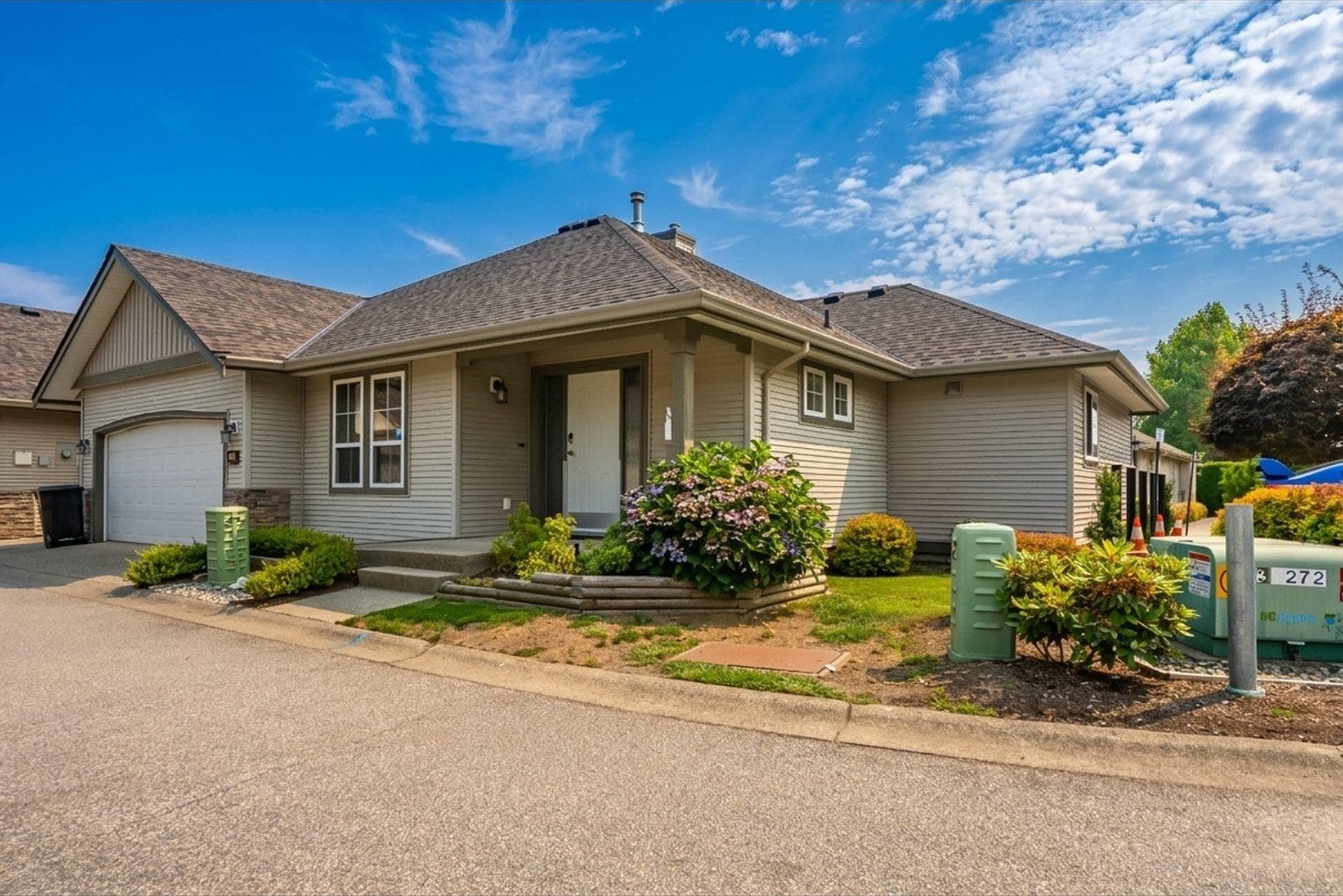 33 - 45819 Stevenson Road, Chilliwack, V2R 5T4 — photo 1