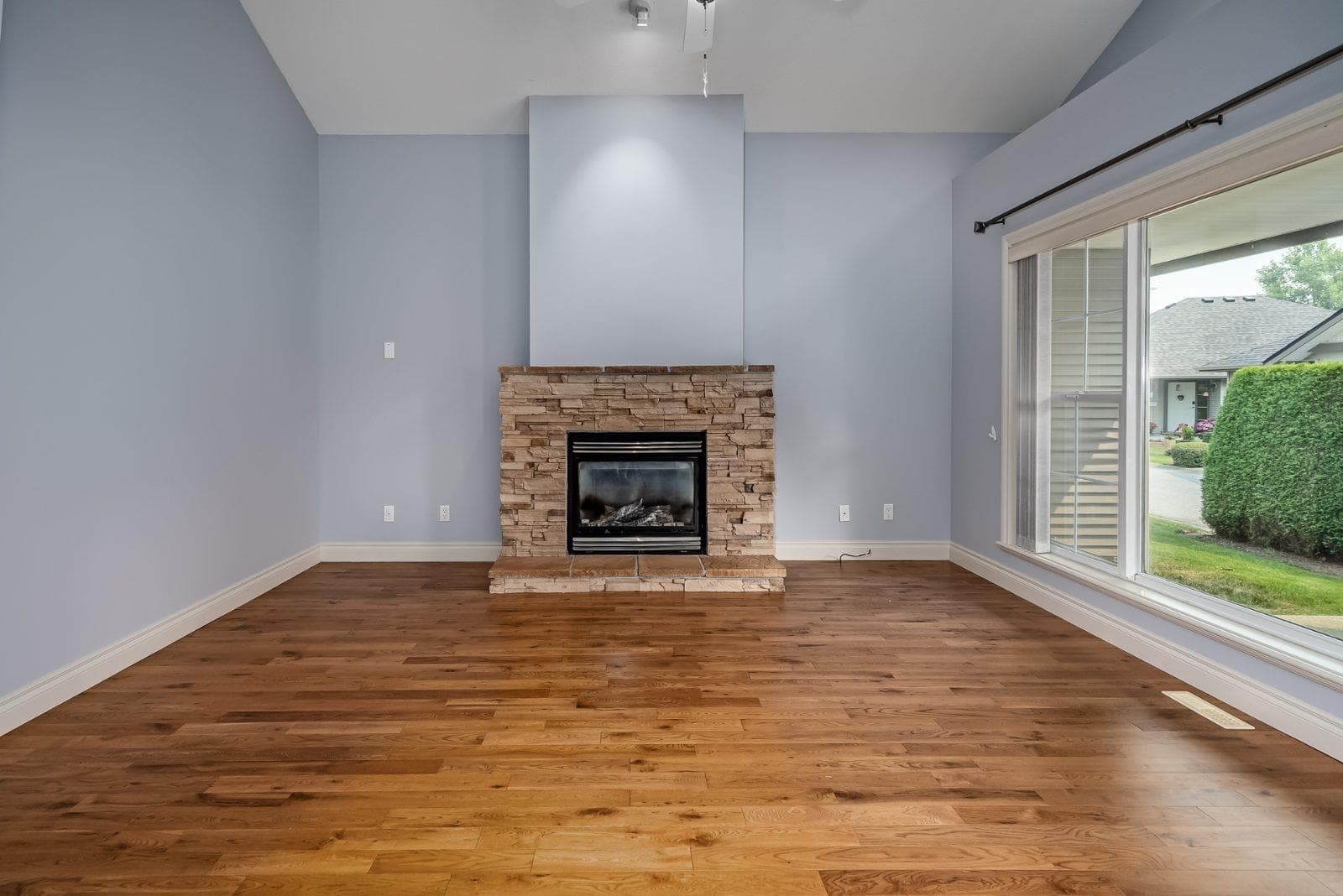 33 - 45819 Stevenson Road, Chilliwack, V2R 5T4 — photo 4