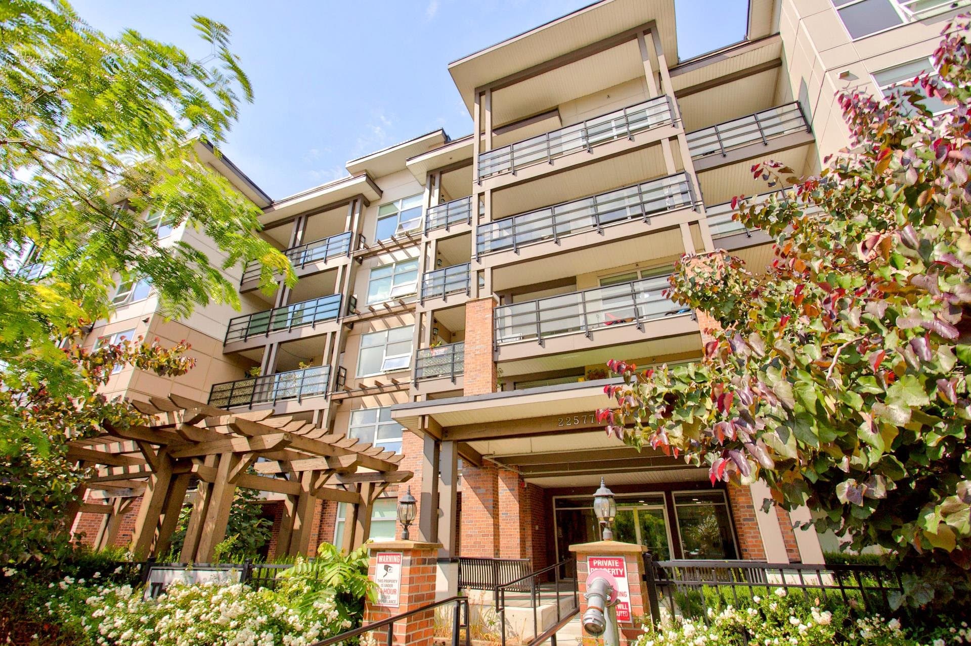 401 - 22577 Royal Crescent, Maple Ridge, V2X 2M2 — photo 3