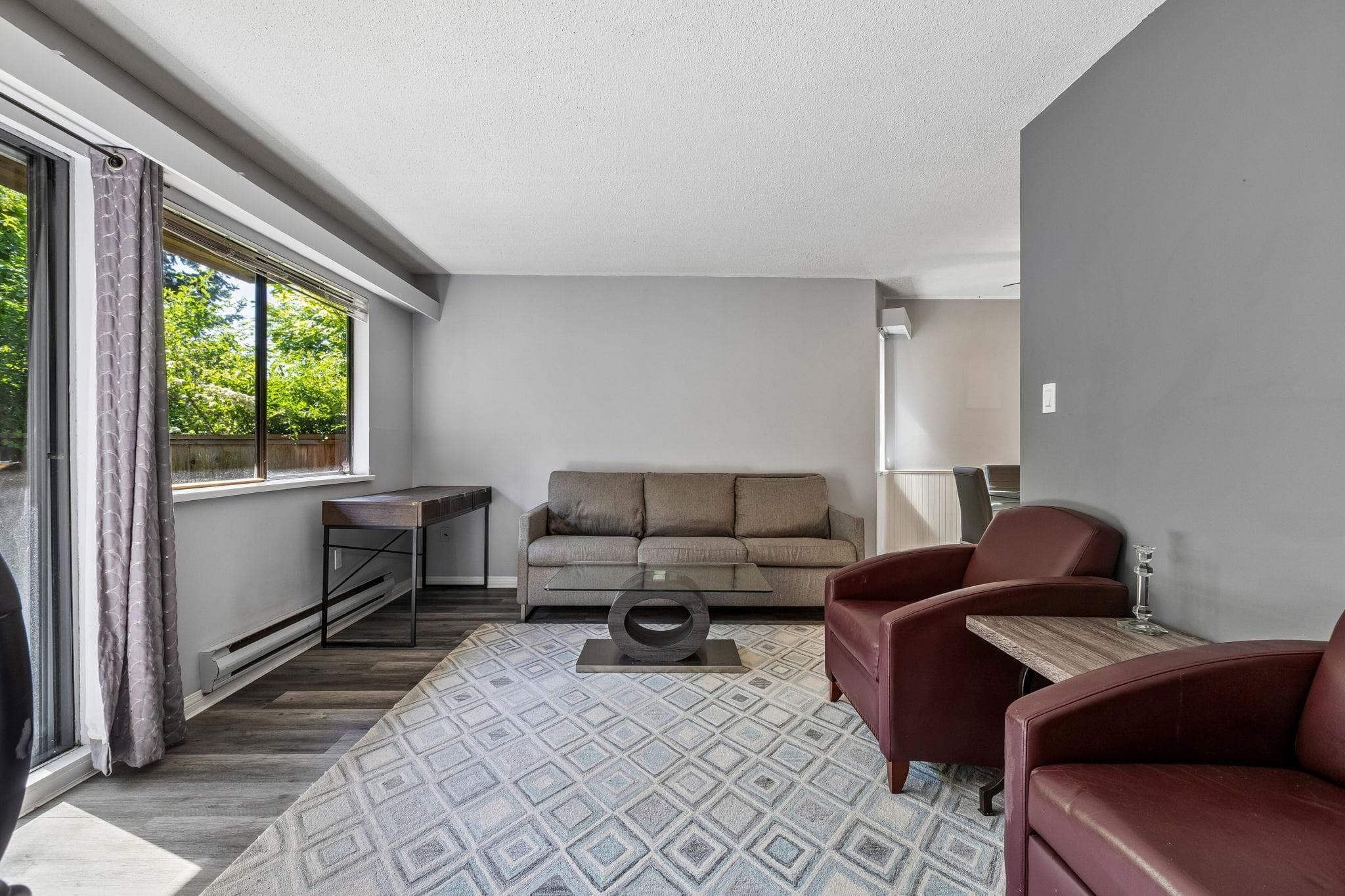 102 - 107 W 27th Street, North Vancouver, V7N 4G5 — photo 4