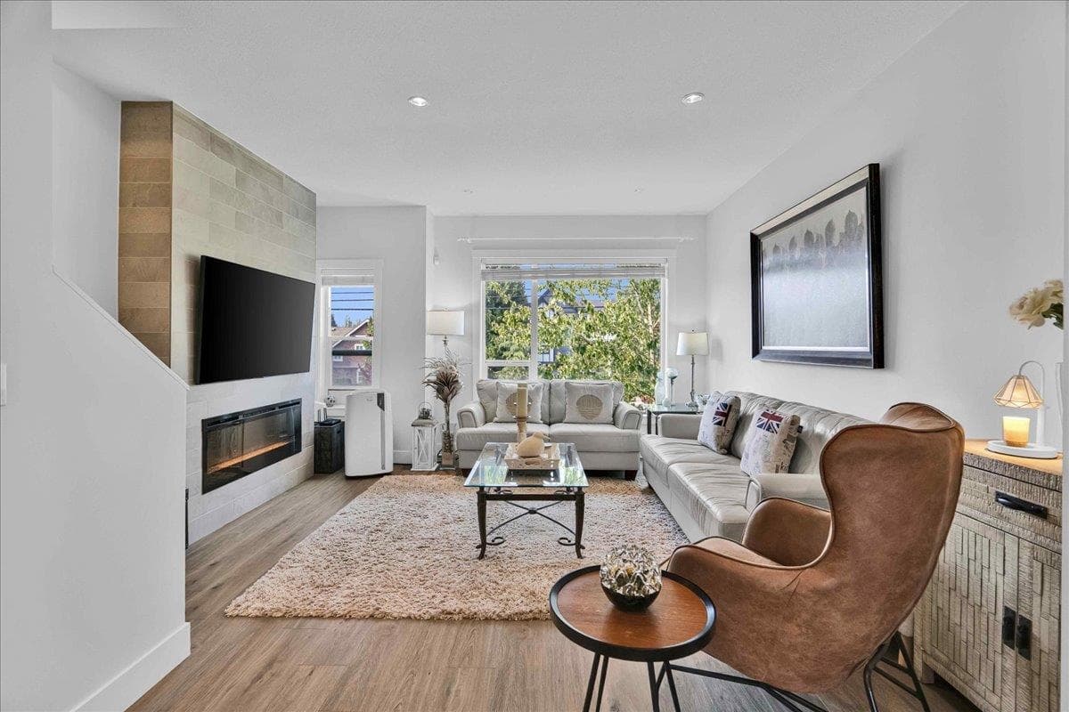 20 - 16337 23a Avenue, Surrey, V3Z 0S3 — photo 1