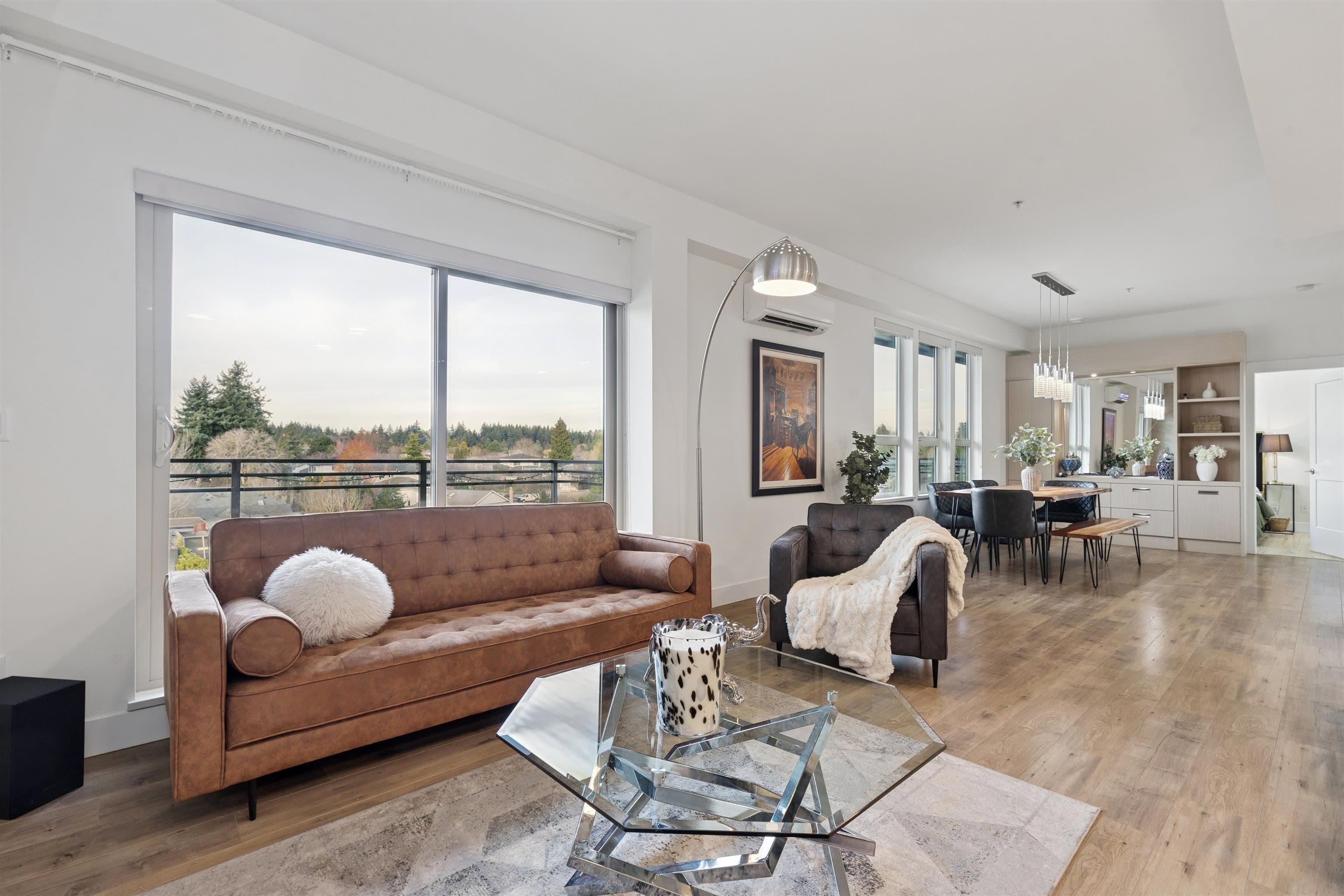 501 - 14022 North Bluff Road, White Rock, V4B 3C3 — photo 5