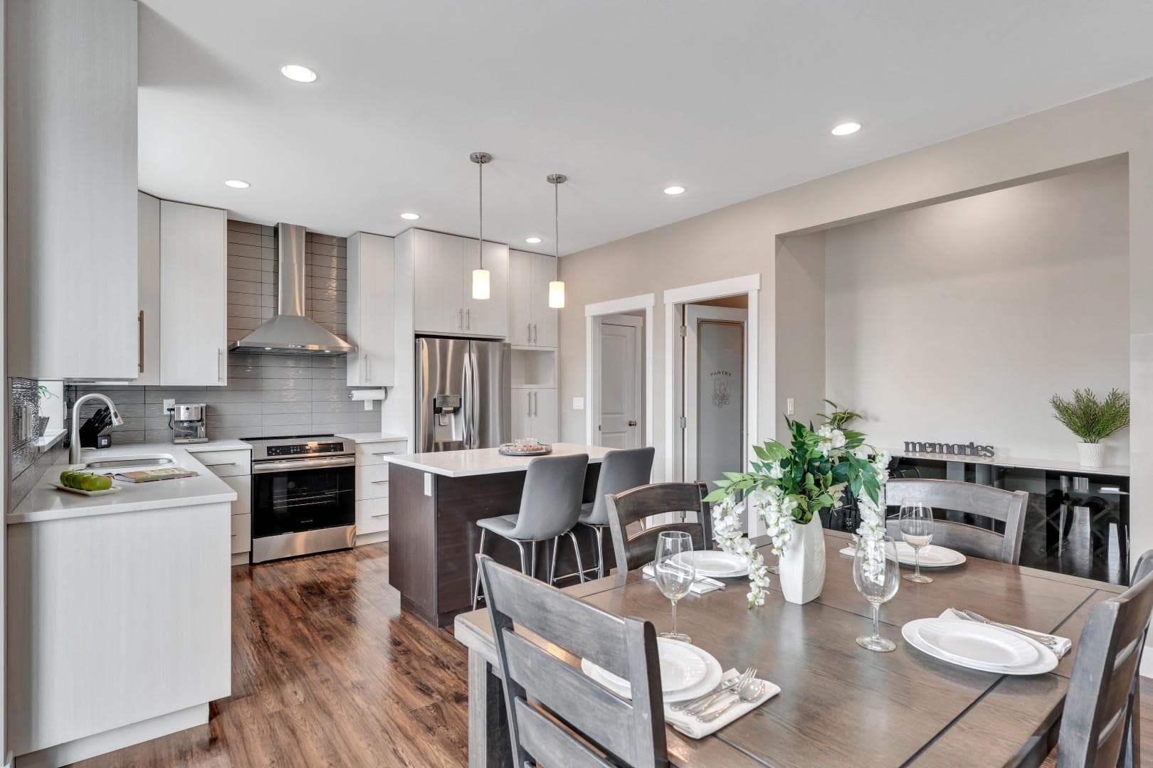 6185 Rexford Drive, Chilliwack, V2R 0L3 — photo 5