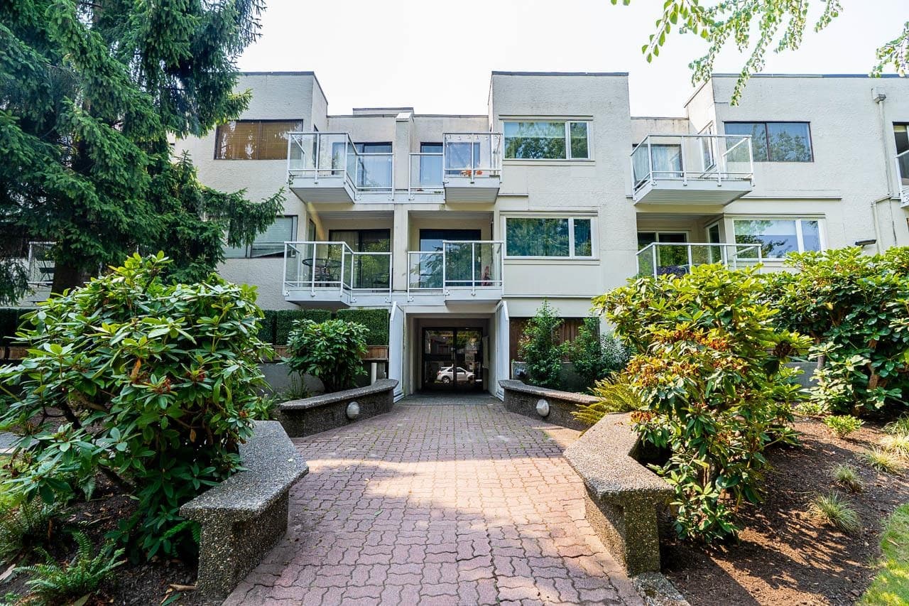 302 - 830 E. 7th Avenue, Vancouver, V5T 4J2 — photo 1
