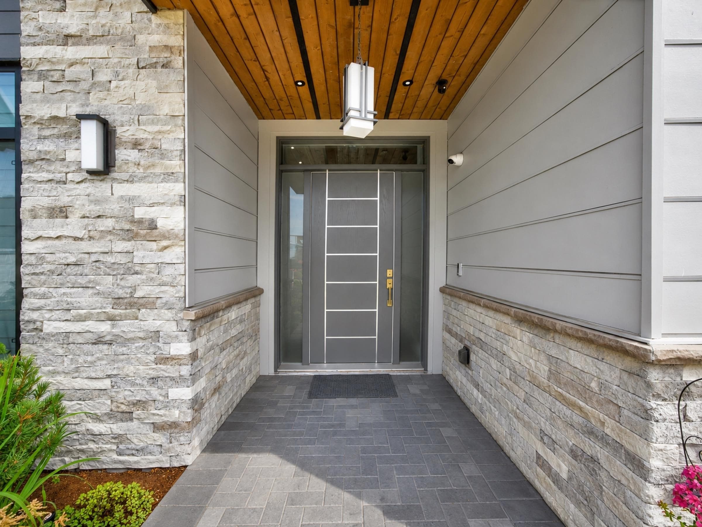 8080 Fairdell Crescent, Richmond, V7C 1W4 — photo 4