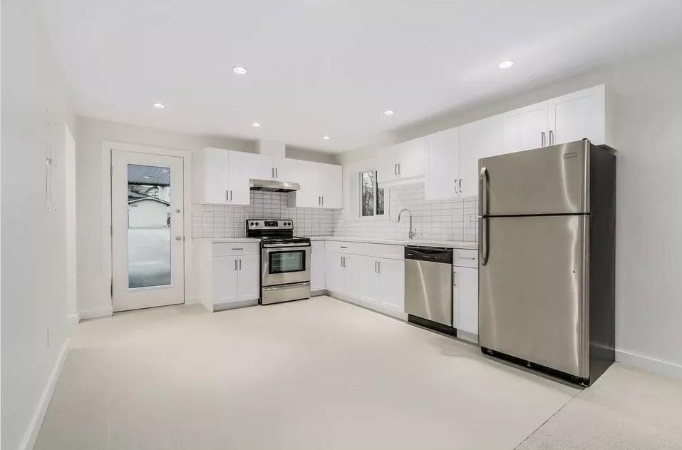 GARDEN - 2680 Trinity Street, Vancouver, V5K 1E4 — photo 3