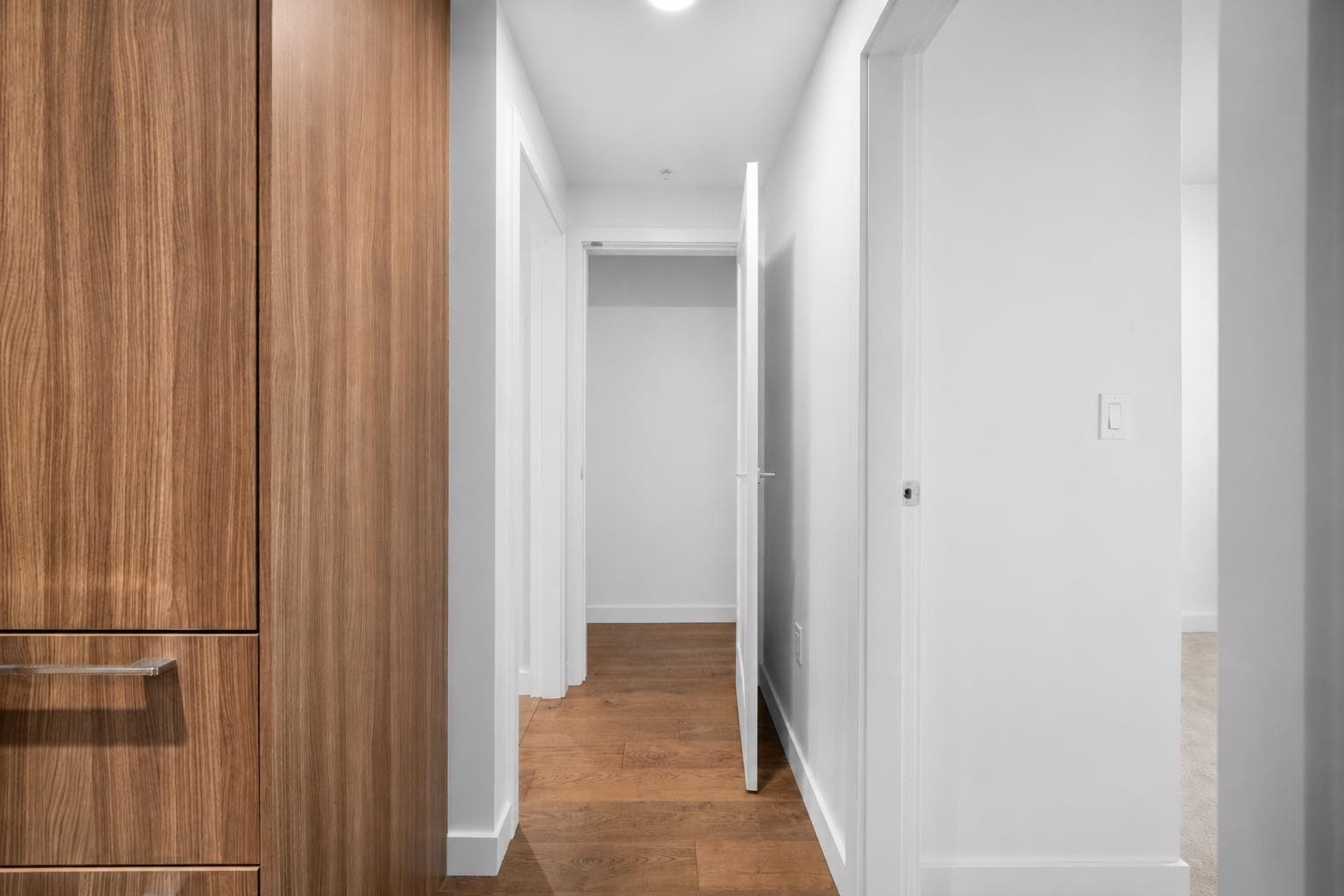 802 - 3331 No 3 Road, Richmond, V6X 2B6 — photo 4