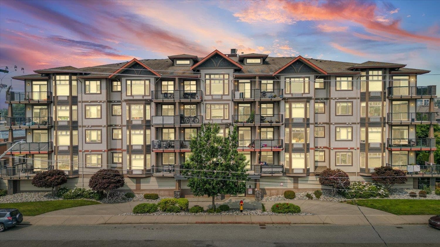 403 - 46021 Second Avenue, Chilliwack, V2P 1S6 — photo 1