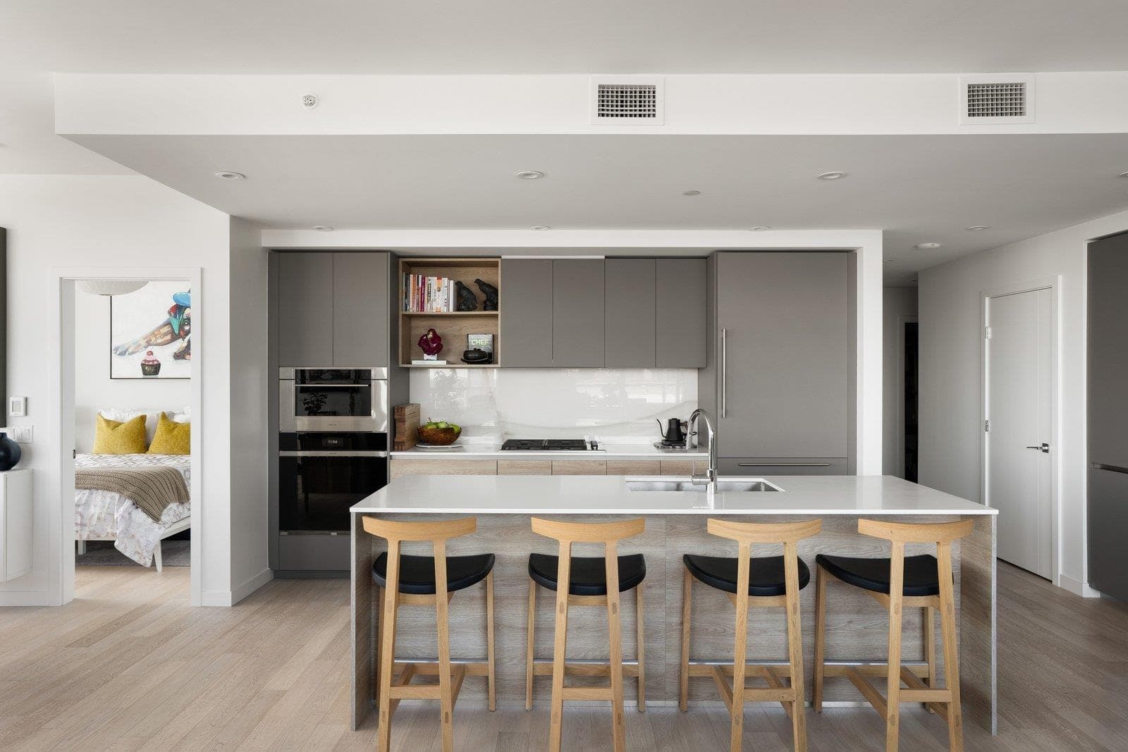 1304 - 363 Tyee Road, No City Value, V9A 0B5 — photo 1
