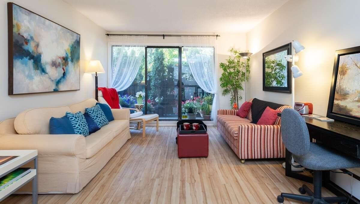 102 - 15020 North Bluff Road, White Rock, V4B 5A4 — photo 2
