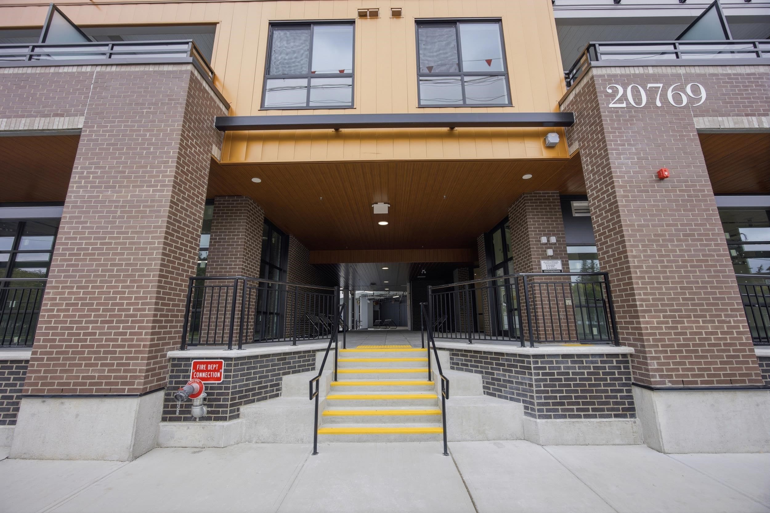 507 - 20769 Fraser Highway, Langley, V3A 0S4 — photo 2
