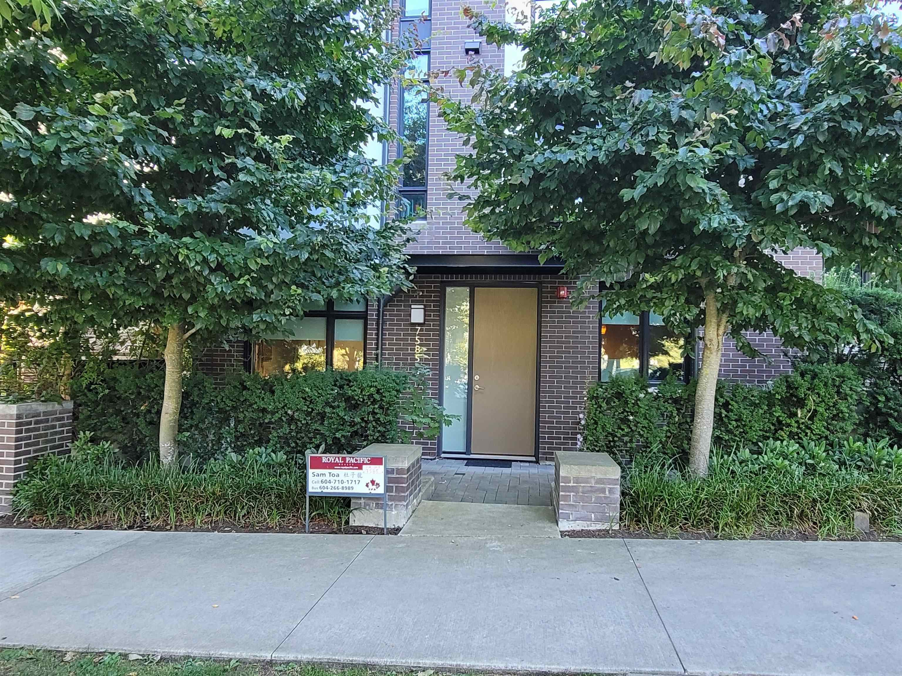 7585 Yukon Street, Vancouver, V5X 2Y4 — photo 1