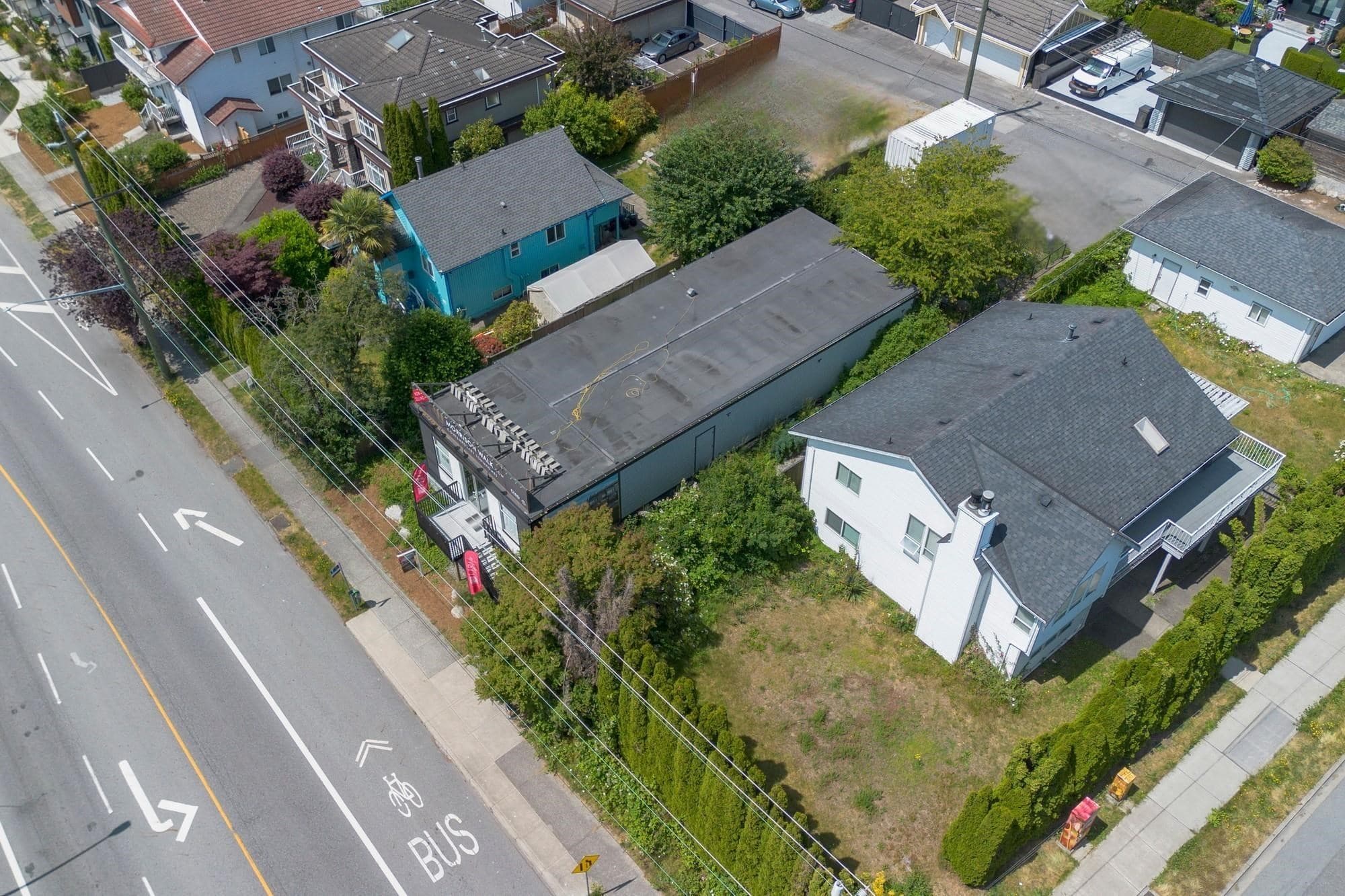 658 E 3rd Street, North Vancouver, V7L 1G7 — photo 2