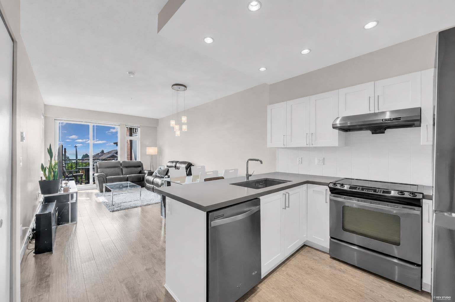 2201 - 963 Charland Avenue, Coquitlam, V3K 0E2 — photo 3