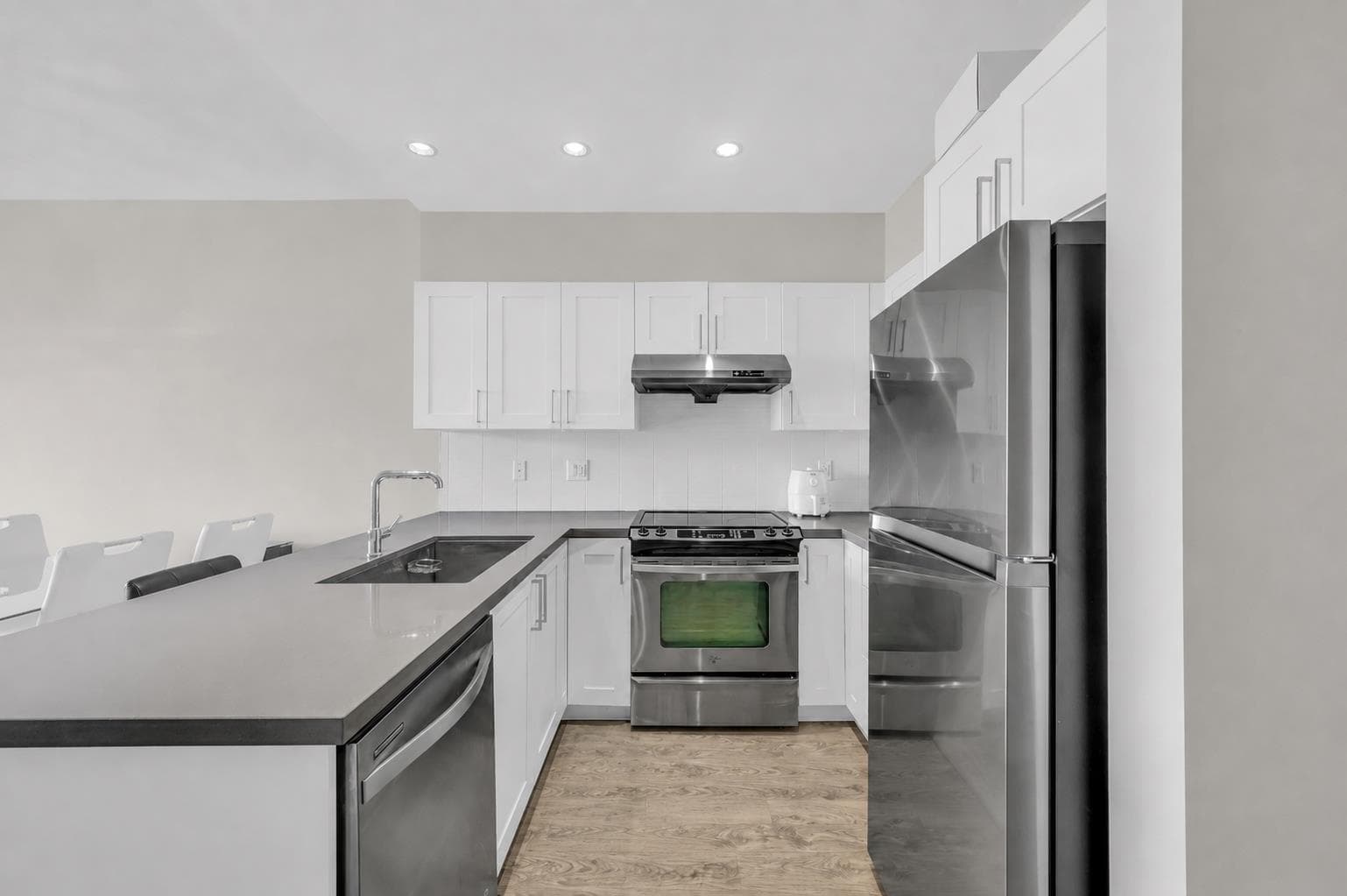 2201 - 963 Charland Avenue, Coquitlam, V3K 0E2 — photo 4