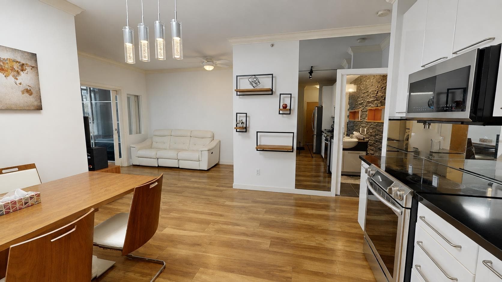 505 - 828 Cardero Street, Vancouver, V6G 2G5 — photo 3